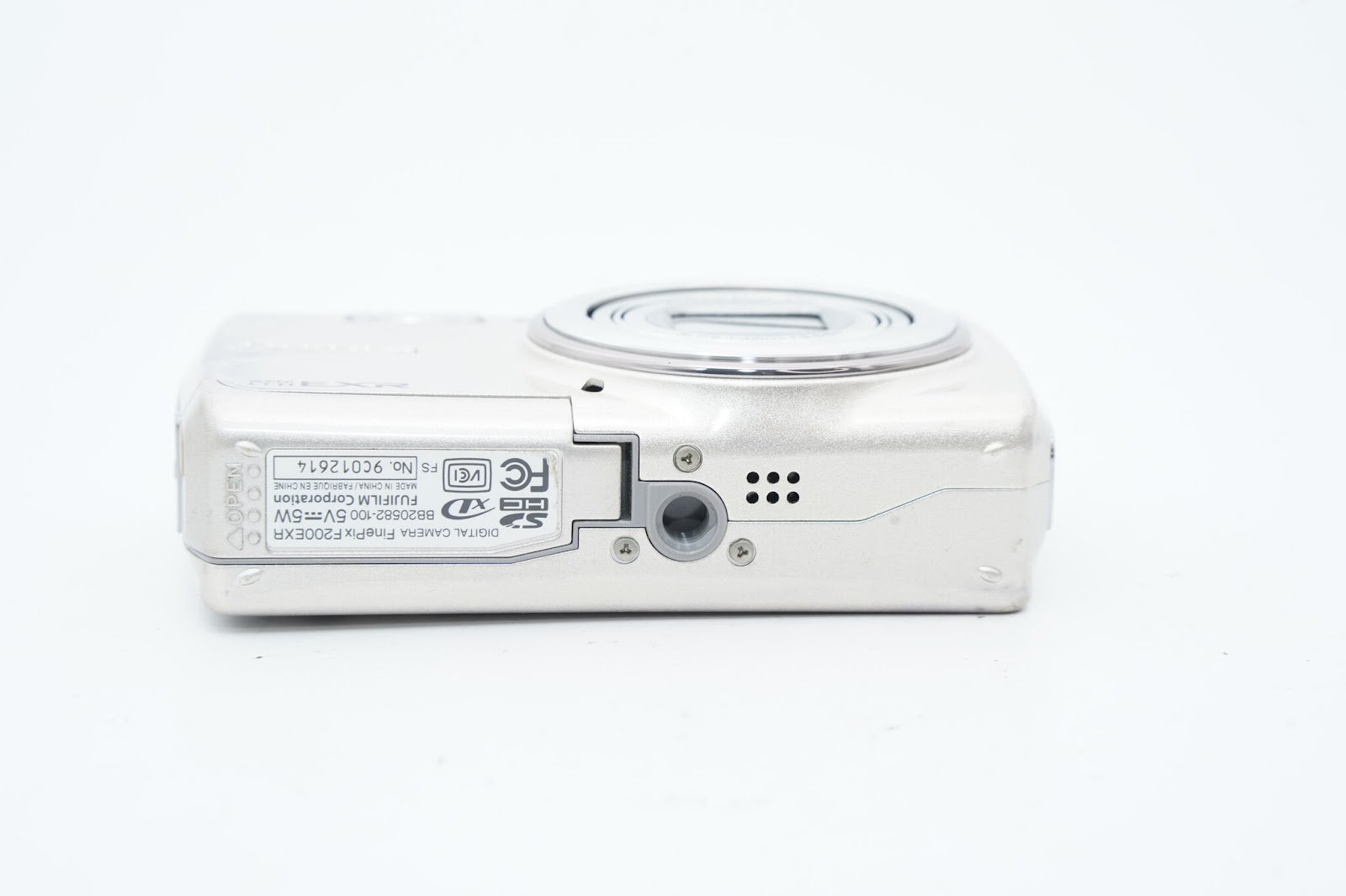 FUJIFILM FINEPIX F200 EXR シルバー バッテリー 充電器付属