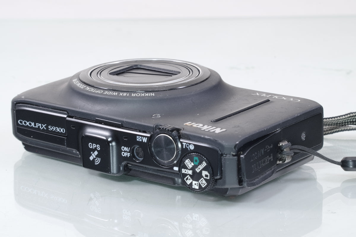 Nikon COOLPIX S9300
