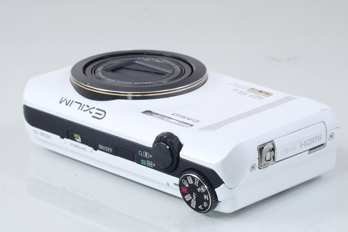 CASIO EXILIM EX-ZR200