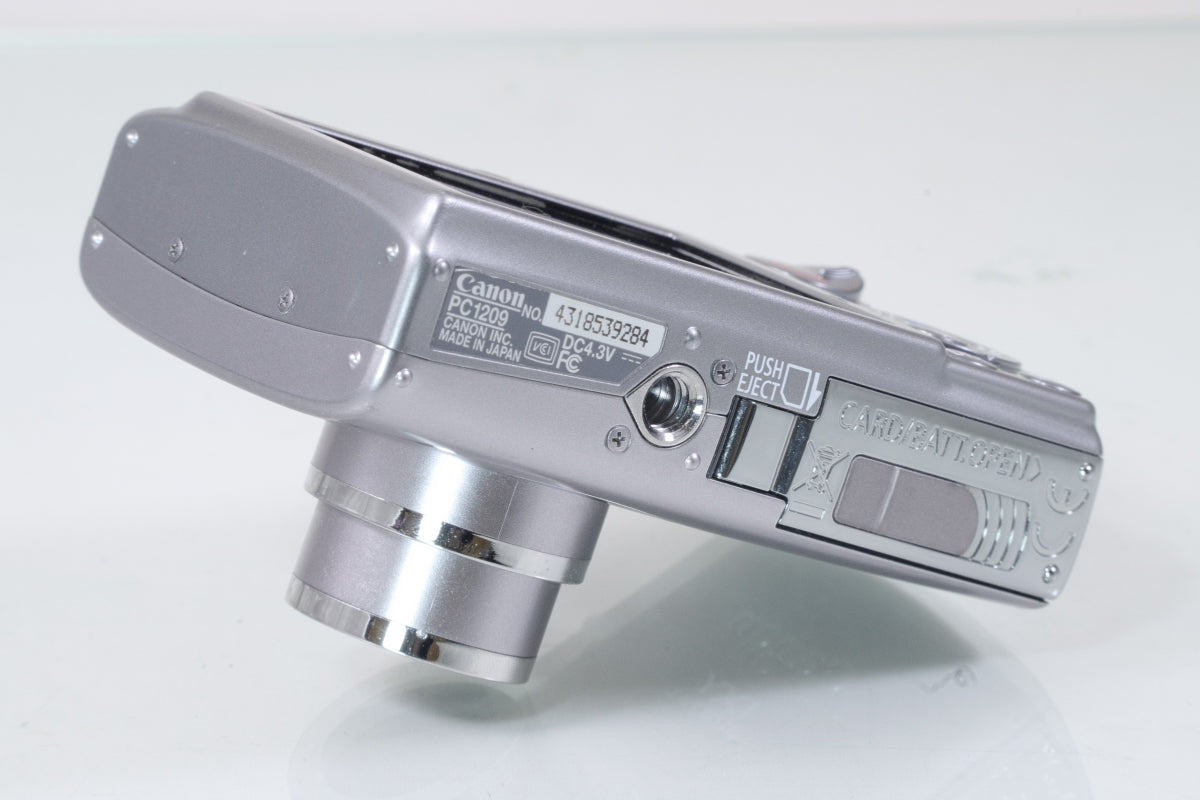 Canon IXY DIGITAL 900 IS(シルバー)