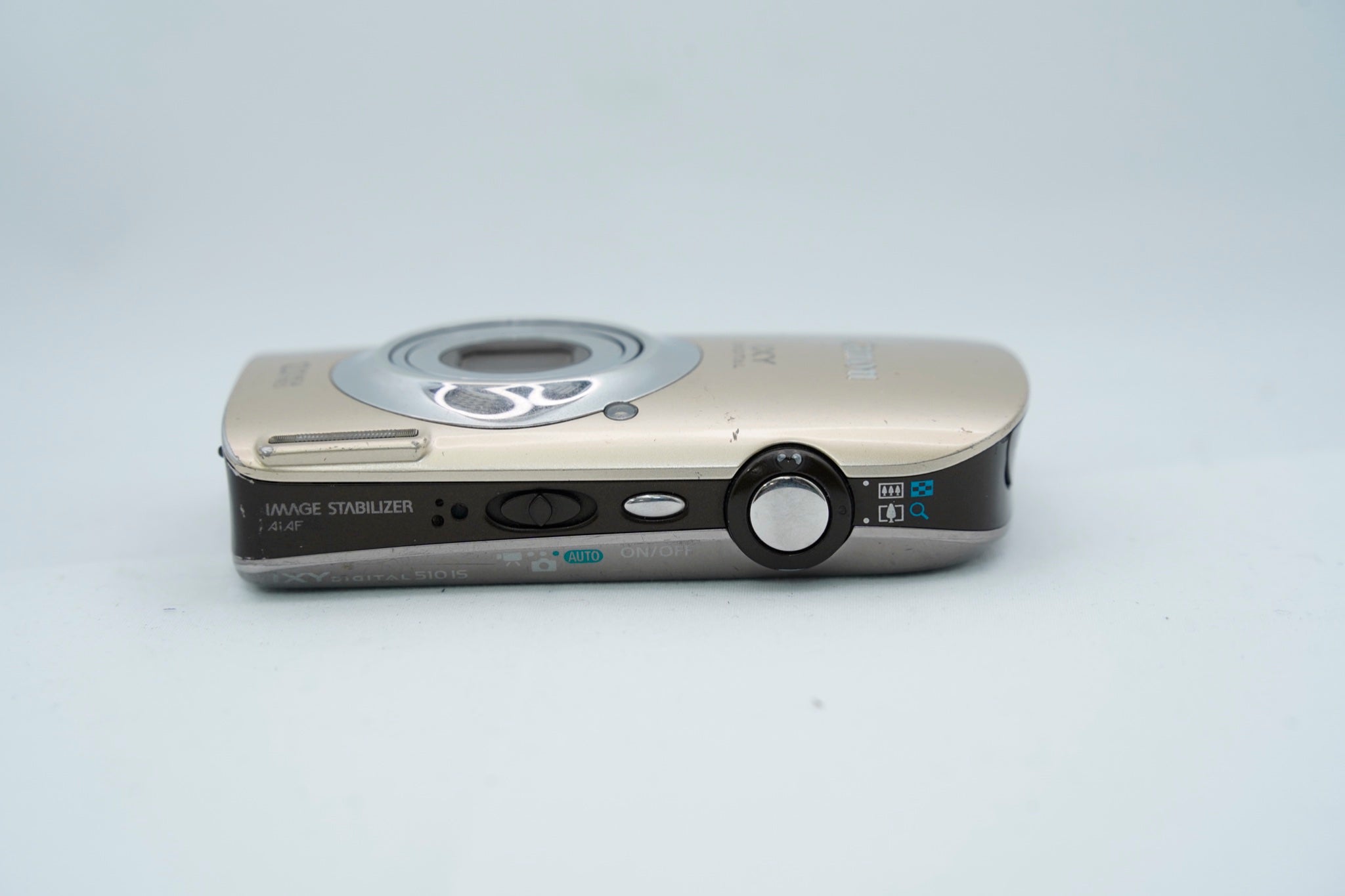 Canon IXY DIGITAL 510 IS #3656 - 5
