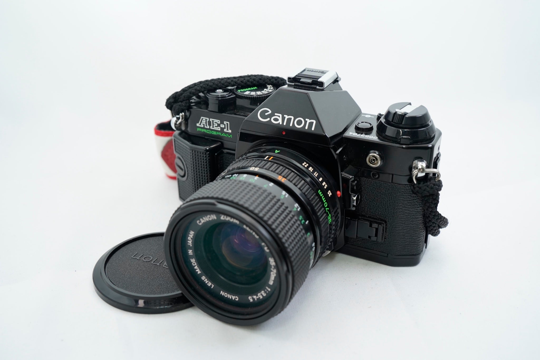 Canon AE-1 PROGRAM ブラック / FD 35-70mm F3.5-4.5 / FD 70-210mm F4