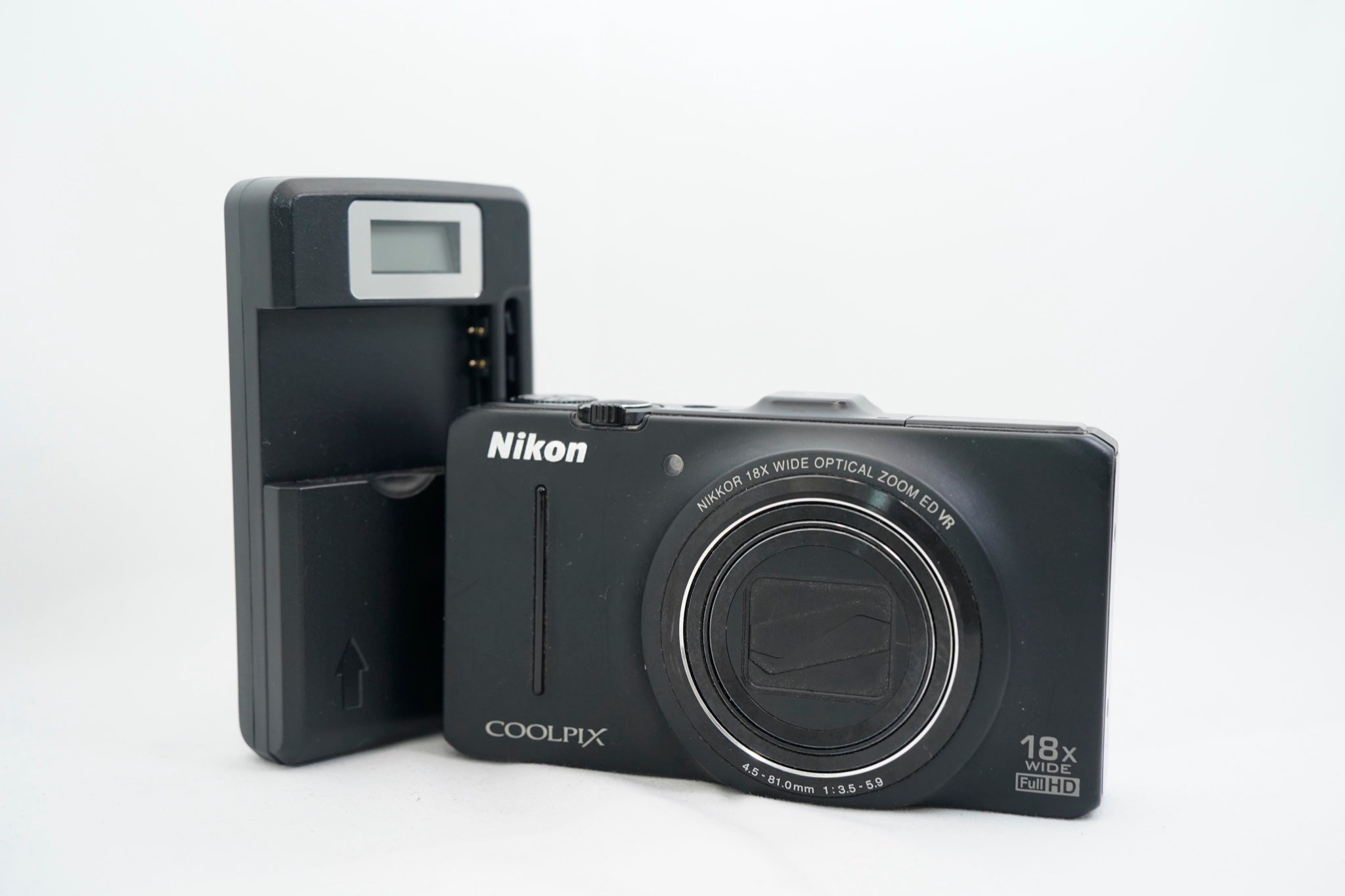 Nikon COOLPIX S9300 ノーブルブラック 21004494(付属:バッテリー)