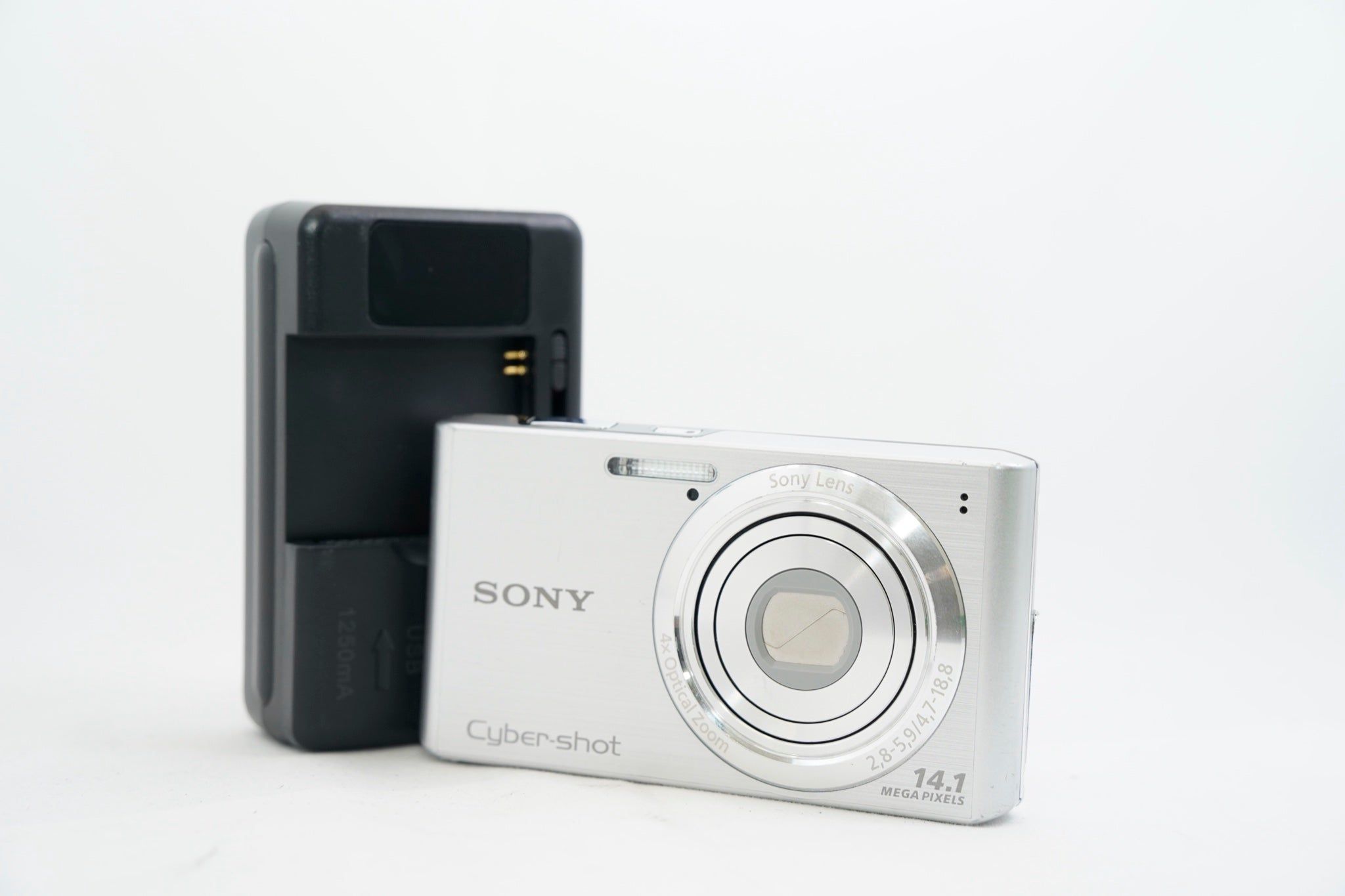 SONY Cyber-shot DSC-W610 ｼﾙﾊﾞｰ（付属：バッテリー）