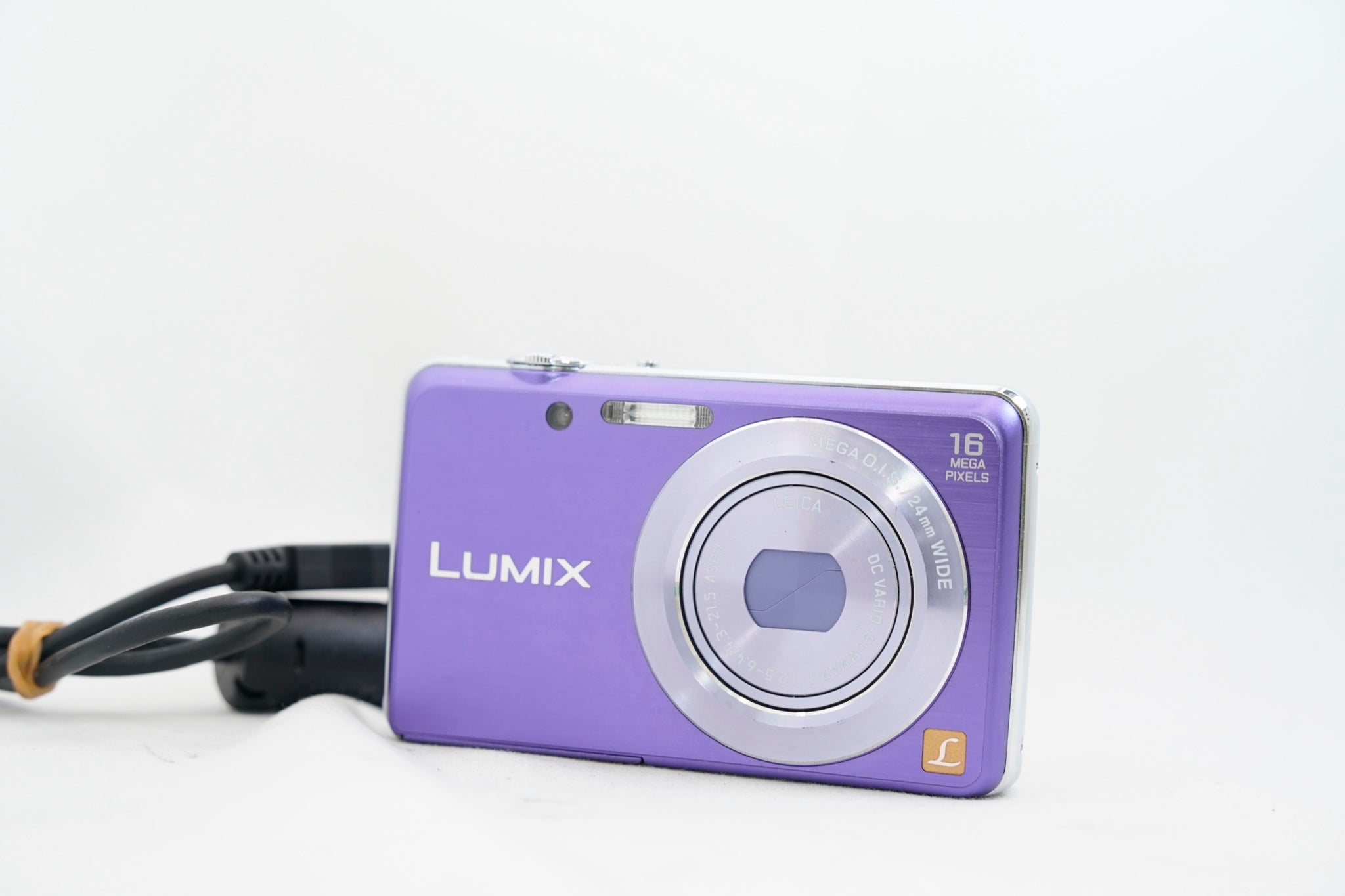 PANASONIC LUMIX DMC-FH8 パープル