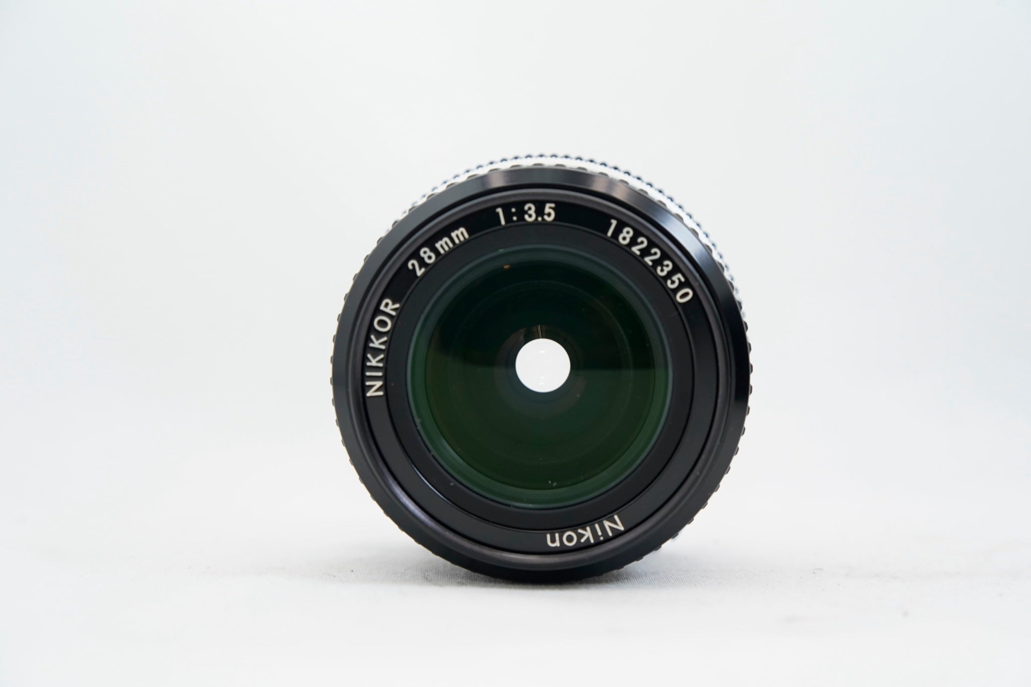 NIKON FE2 / nikkor 28mm F3.5 #4070