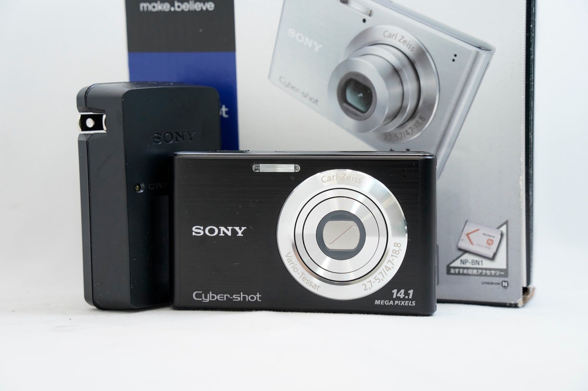 SONY Cyber-shot DSC-W550 ブラック（付属：バッテリー、充電器、箱）