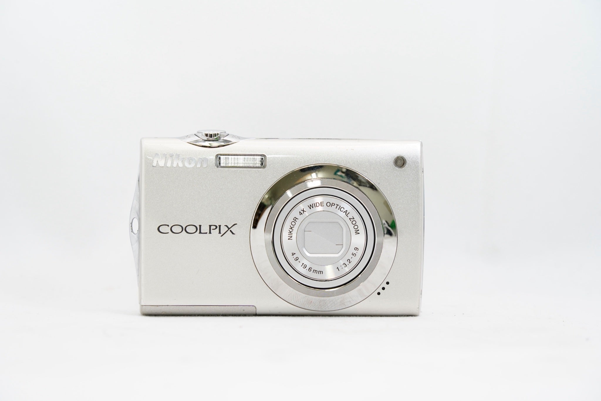 NIKON COOLPIX S4000 シルバー