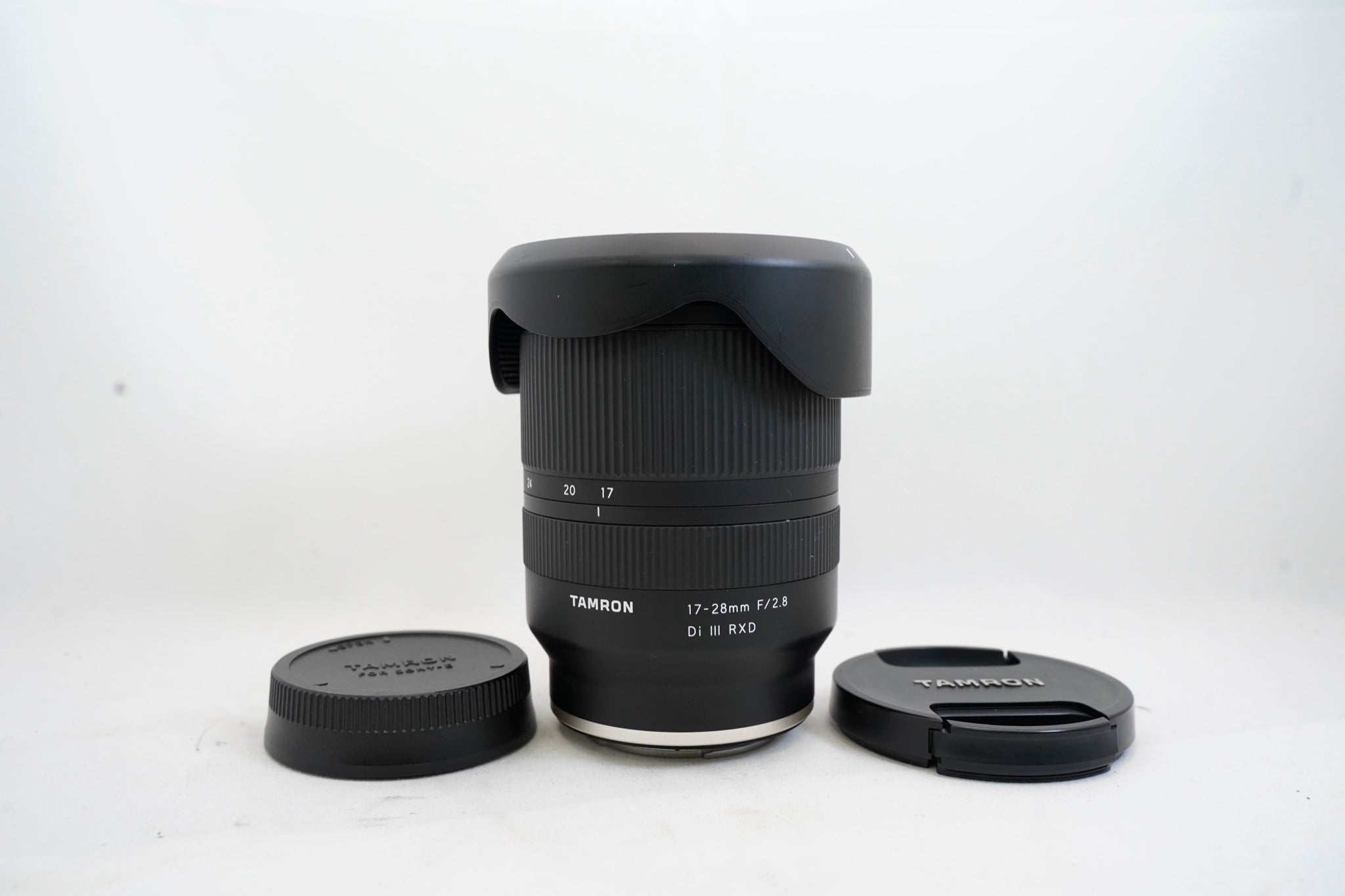 TAMRON 17-28mm F/2.8 Di III RXD中古美品 TAMRON 17-28mm F2.8 Di III RXD ソニーEマウント