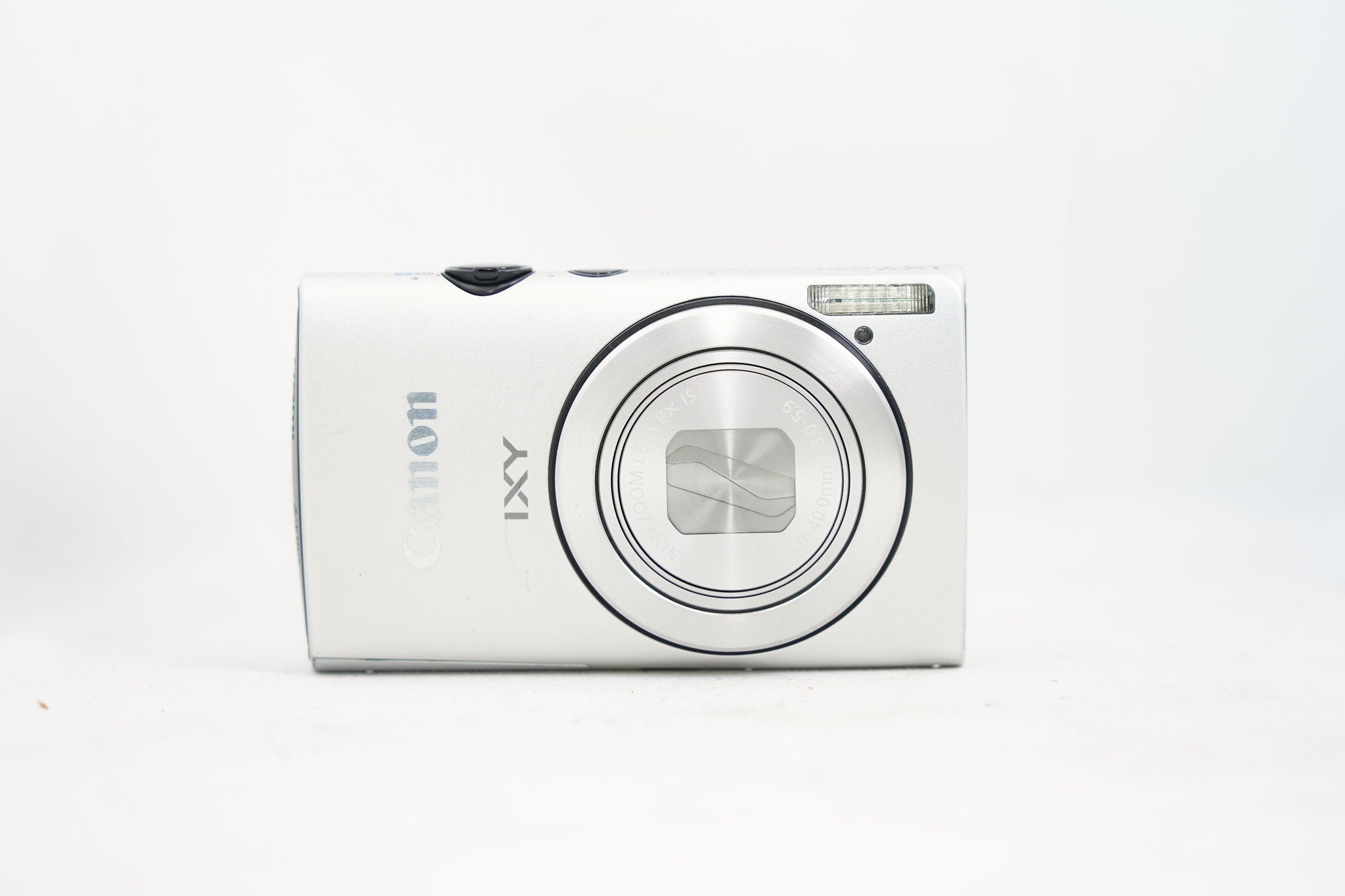 Canon IXY 600F シルバー