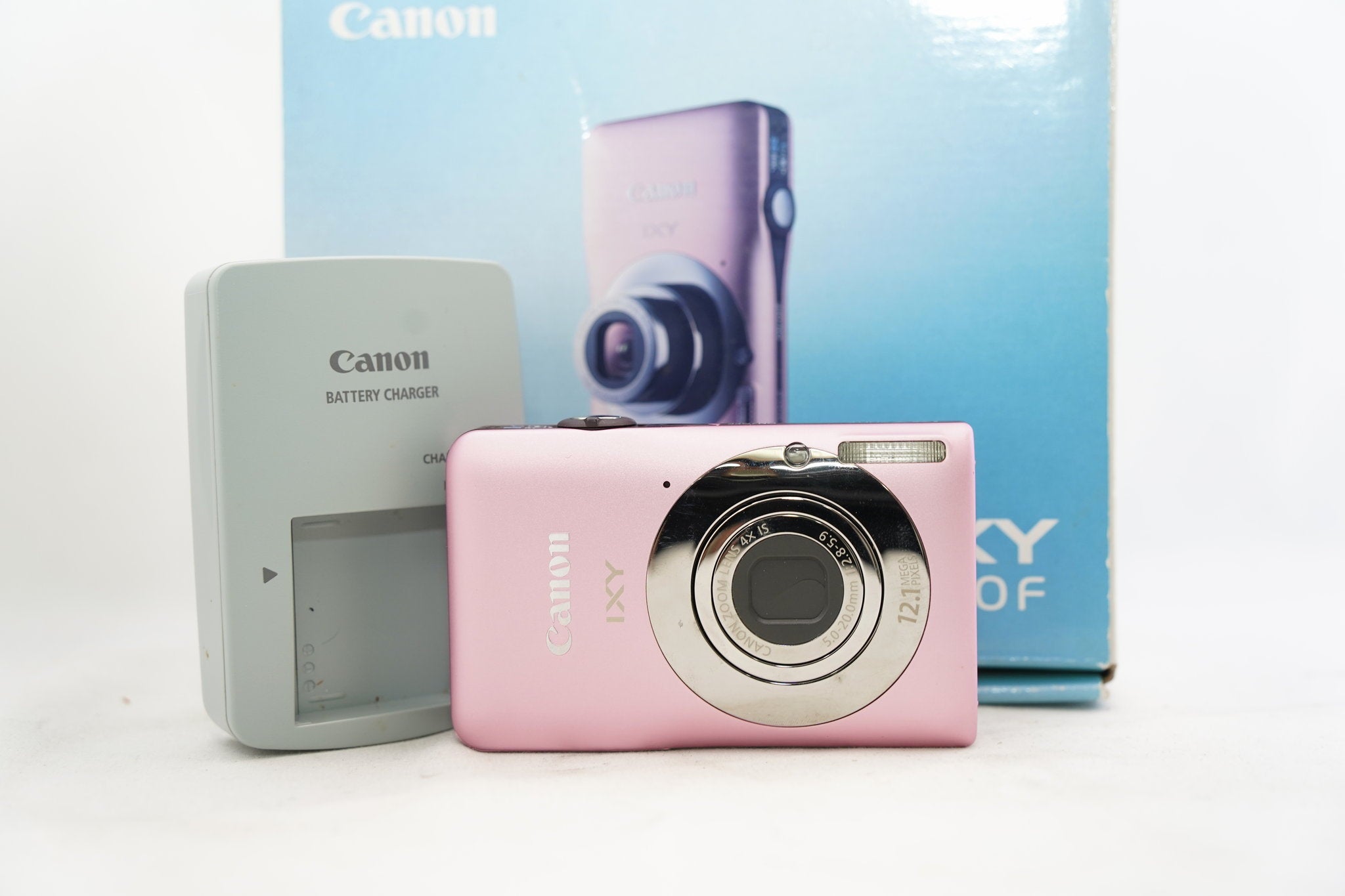 Canon IXY 200F ピンク デジタルカメラ 本体 Canon IXY 200F ピンク