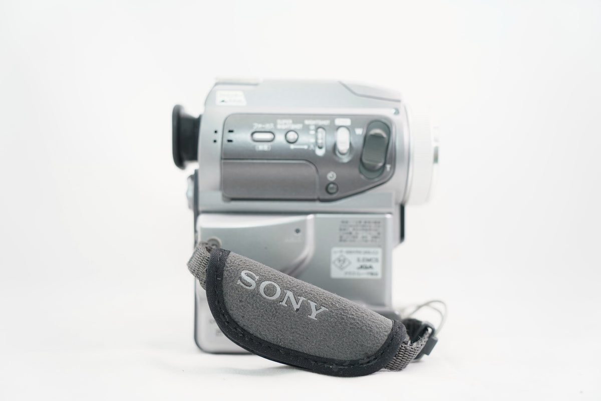 SONY DCR-PC105