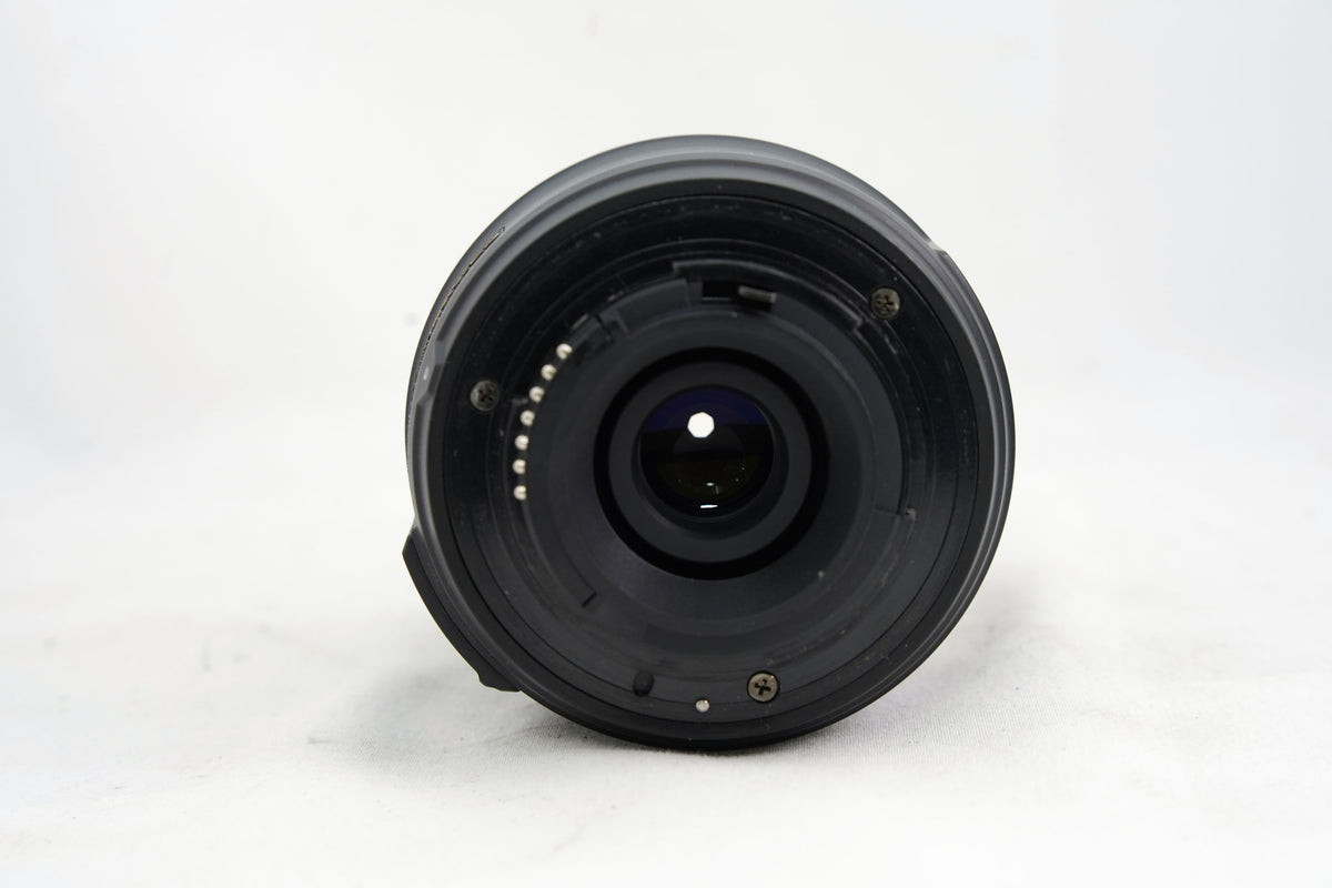 NIKON DX 18-55mm 3.5-5.6G II ED