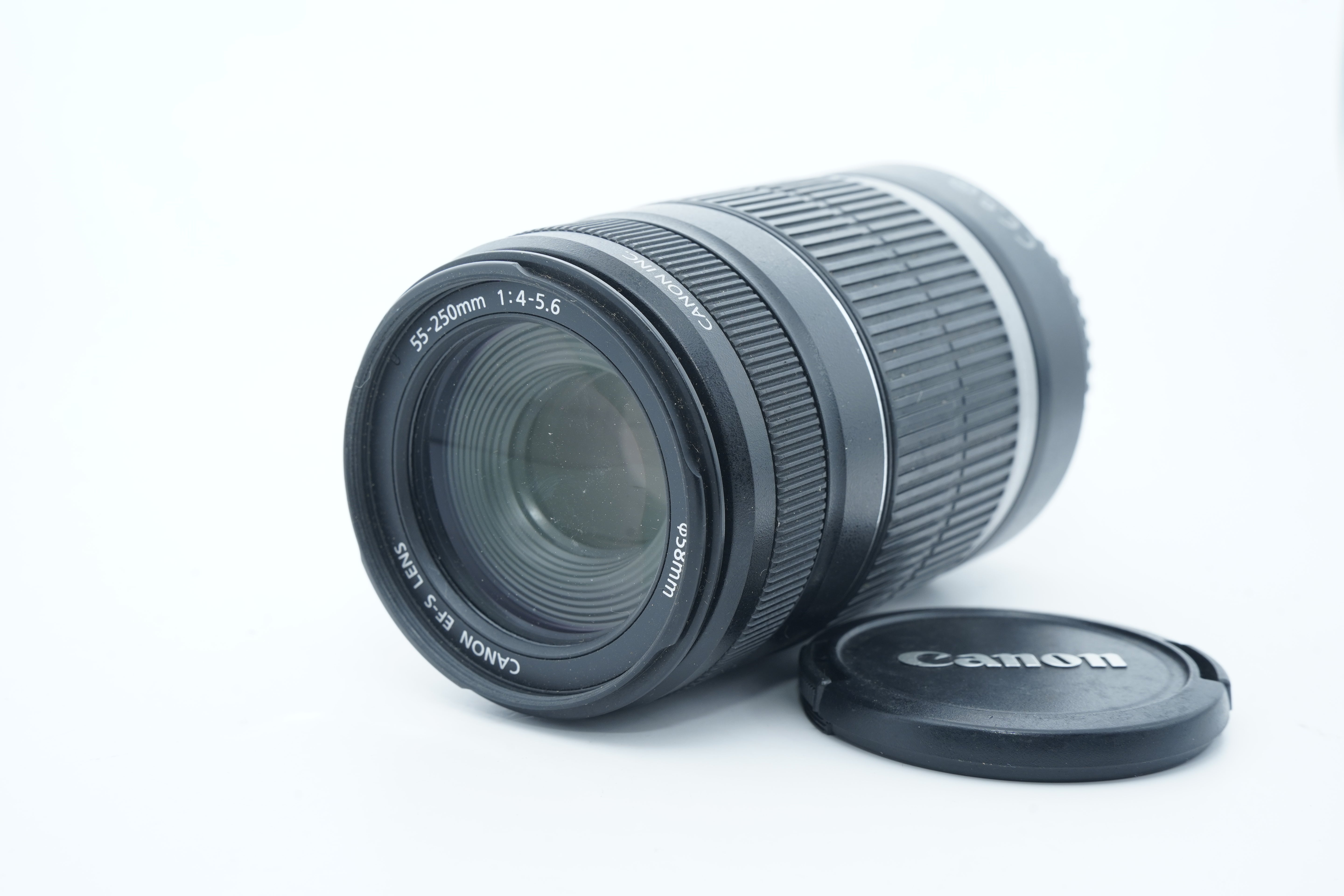 CANON EOS Kiss X4 / EF-S18-55mm / 55-250mm ダブルレンズキット