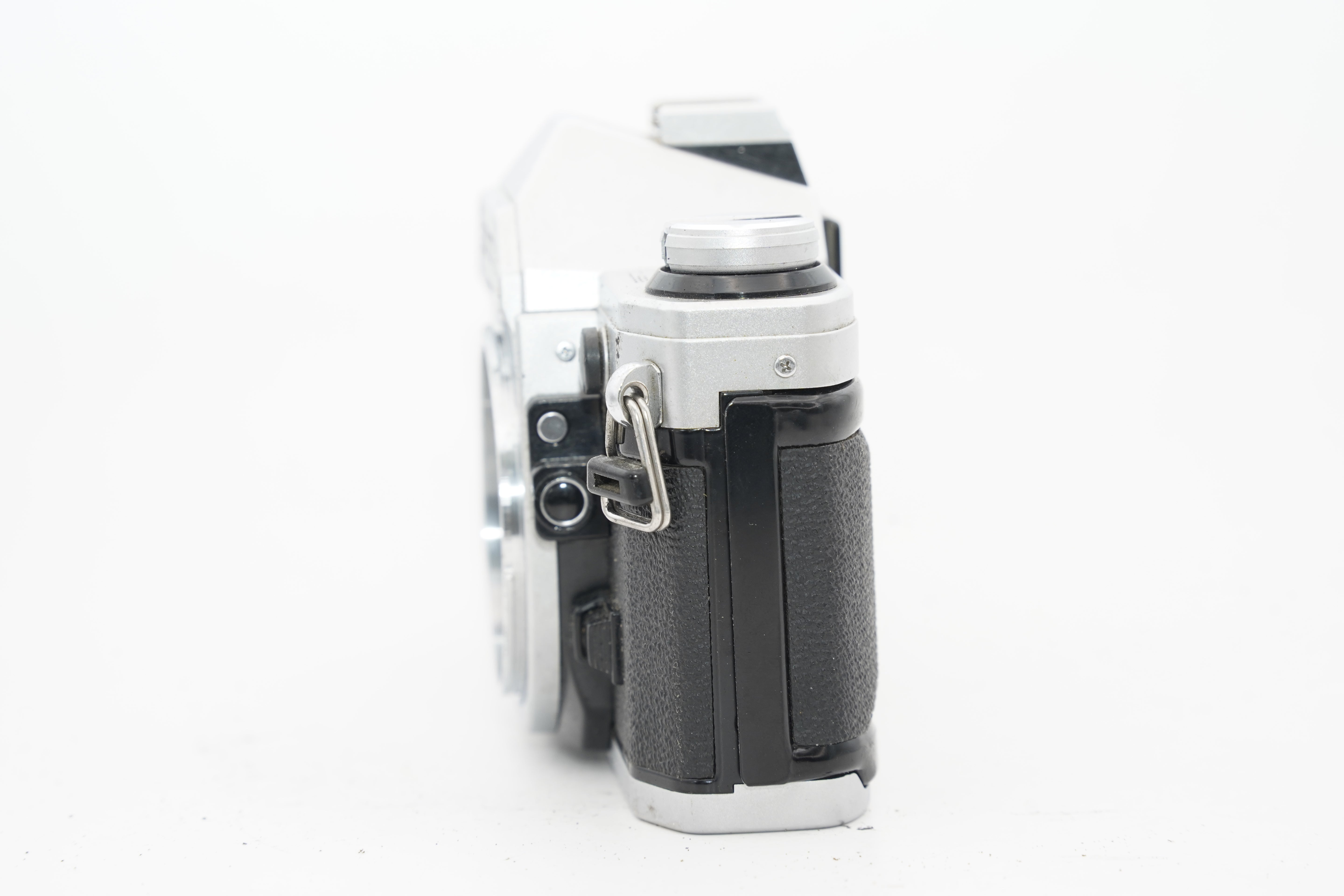 Canon AE-1 / CANON LENS FD 28mm F3.5 S.C.