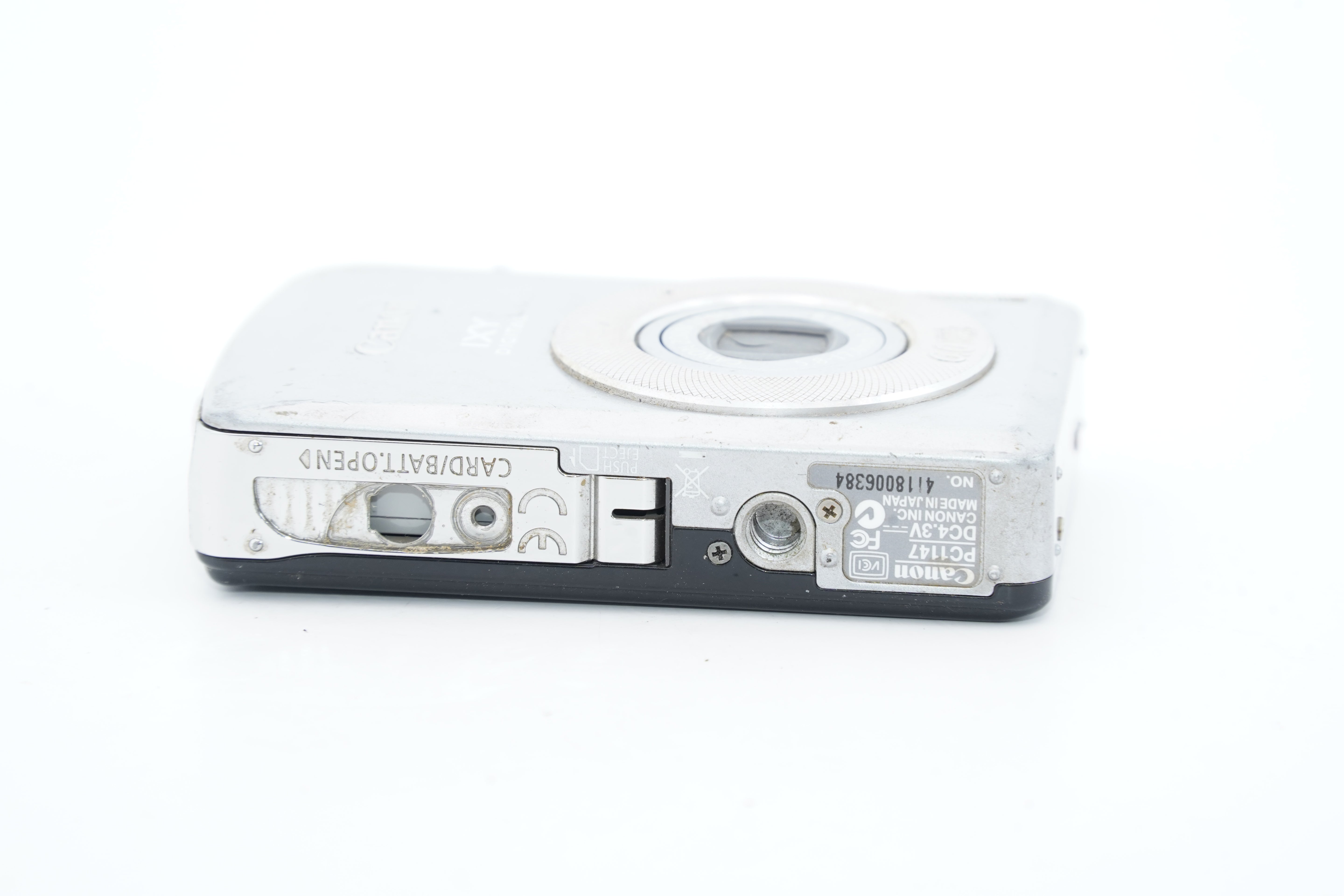 Canon IXY DIGITAL 80 シルバー バッテリー・充電器付属