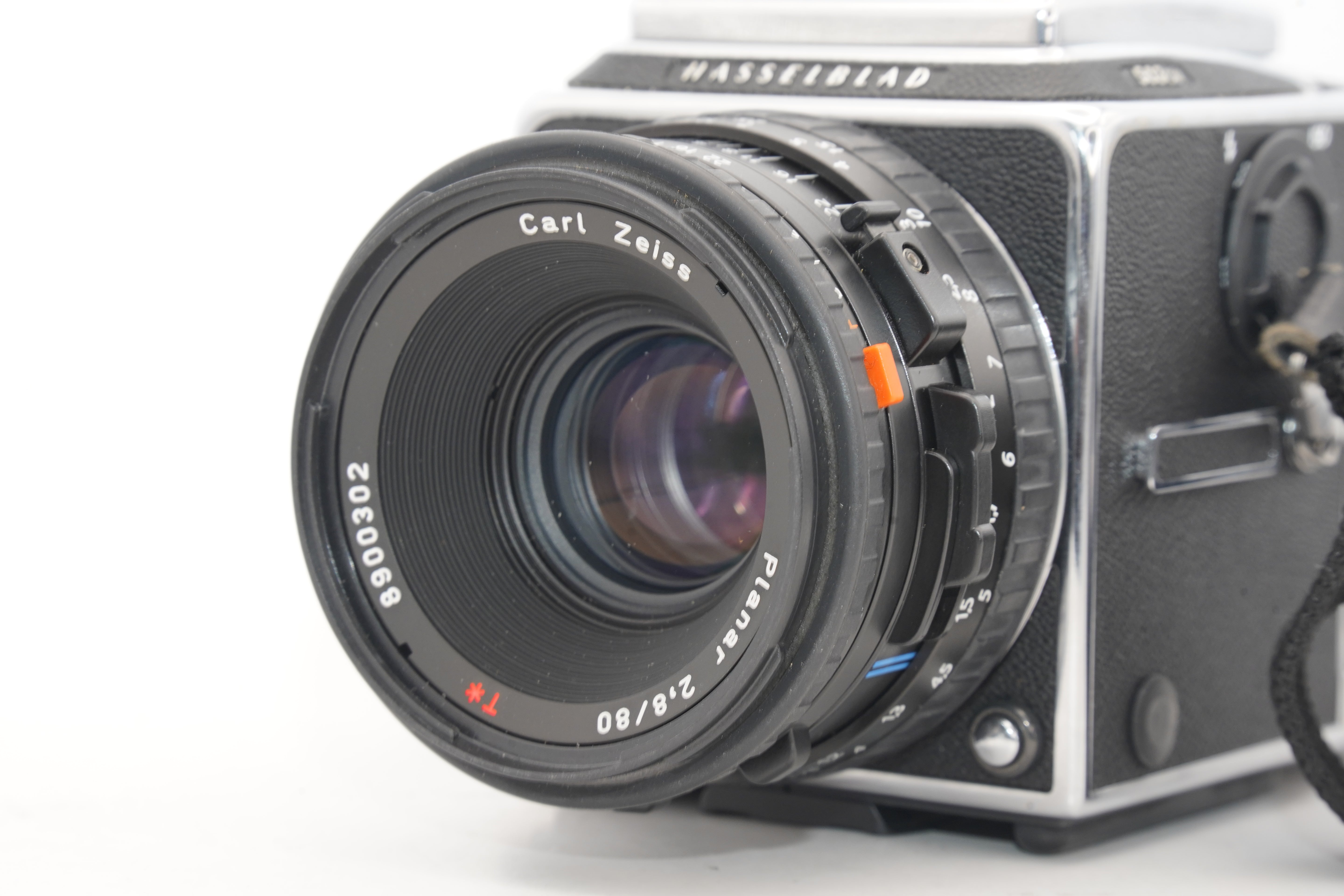 Hasselblad 503CW + Planar T* 80mm F/2.8 CF A12