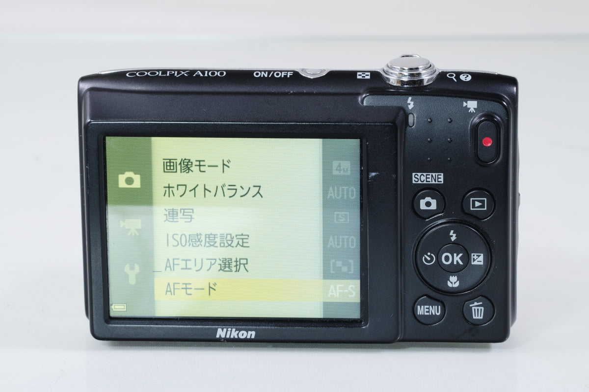 Nikon COOLPIX A100 シルバー