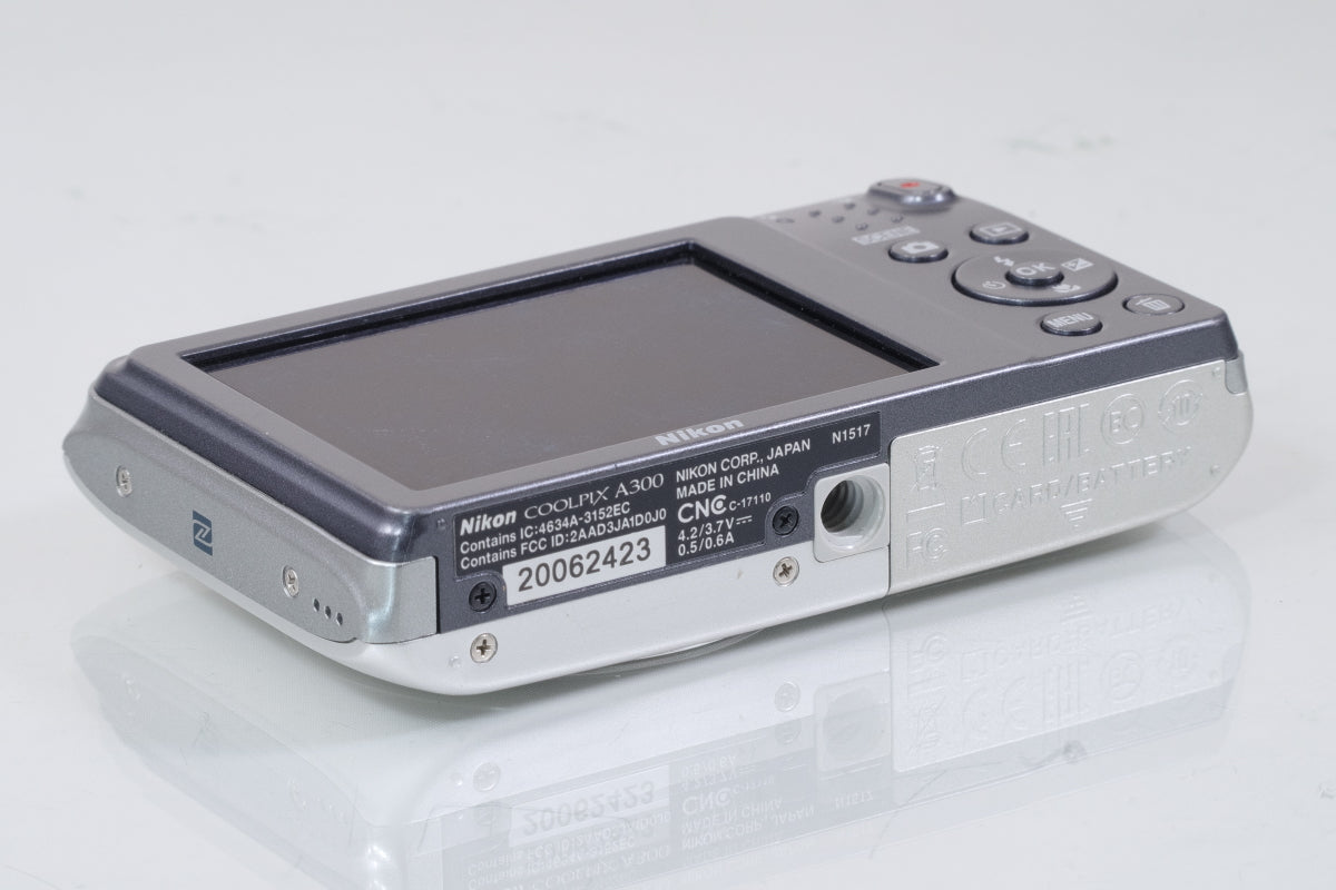 Nikon COOLPIX A300 シルバー