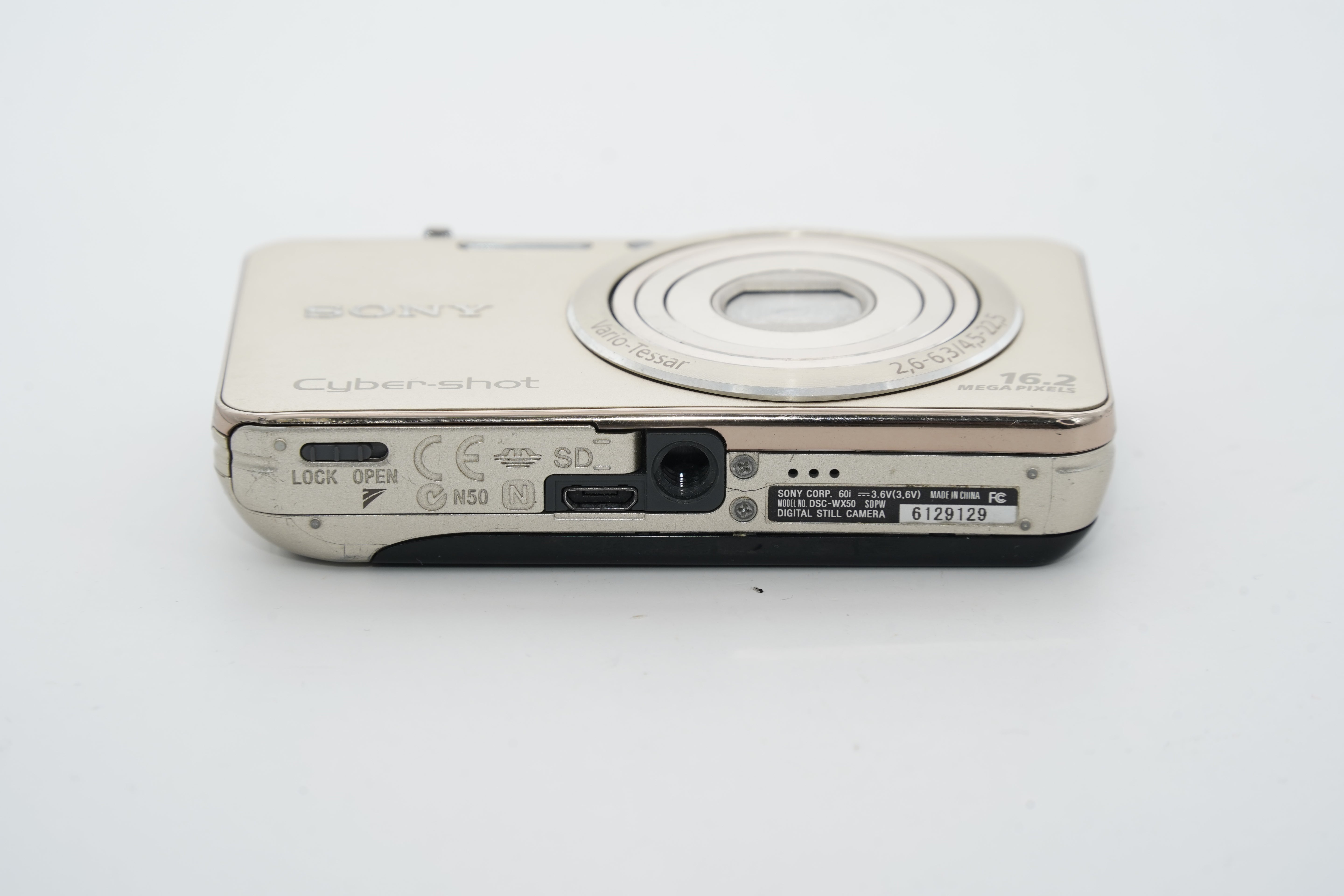 SONY Cyber-shot DSC-WX50 ゴールドバッテリー付属