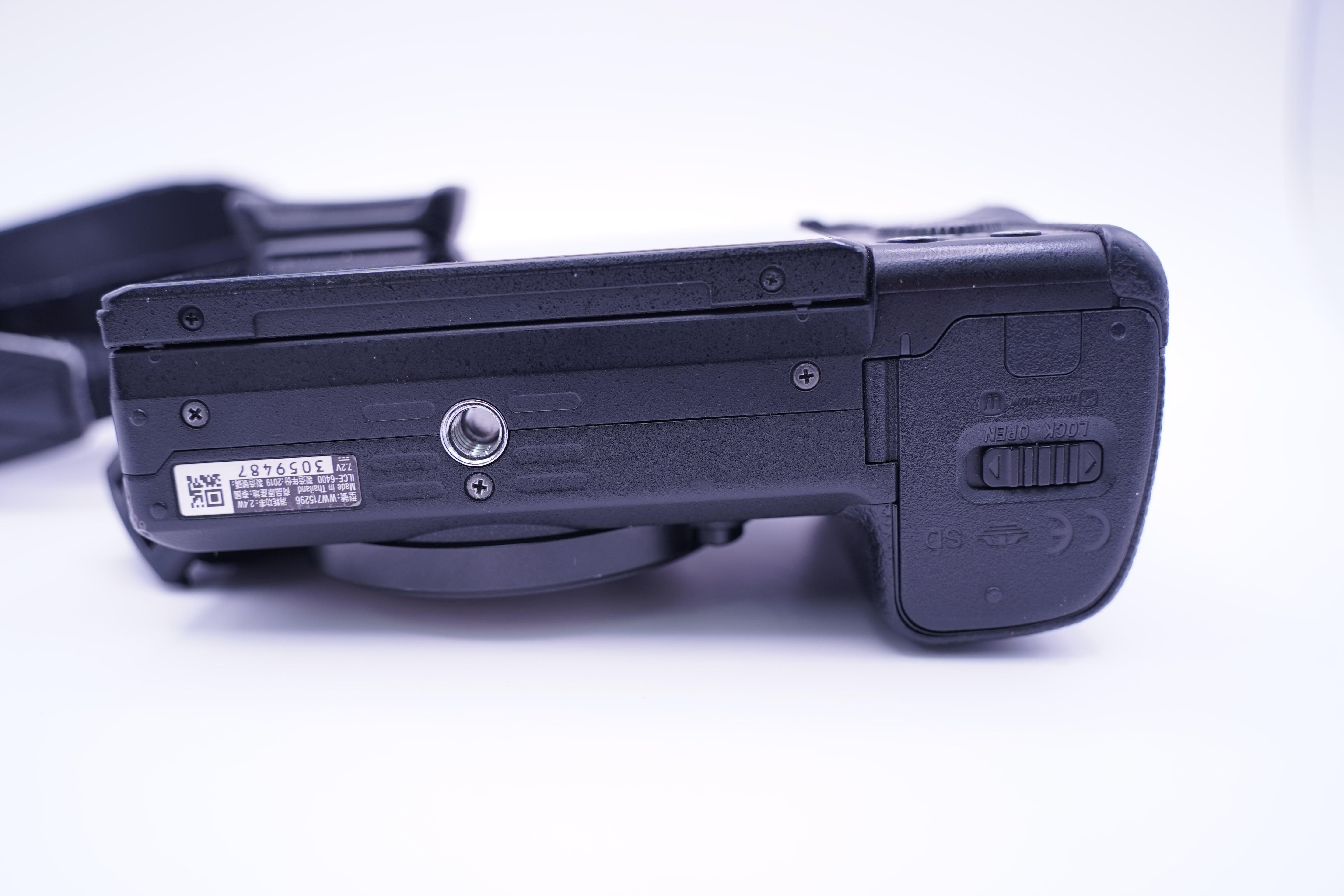 SONY α6400 18-135mm F3.5-5.6 OSS レンズキット