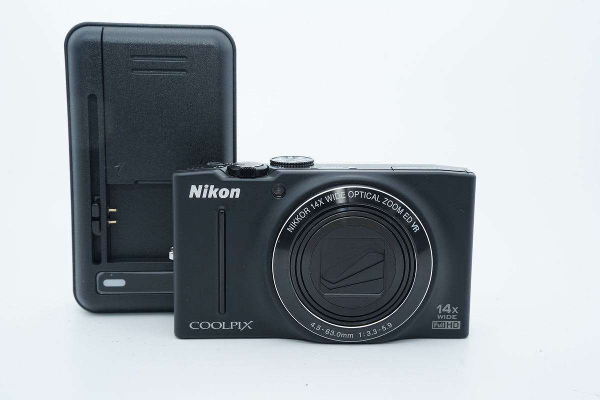 Nikon COOLPIX S8200 ブラック 買取実績