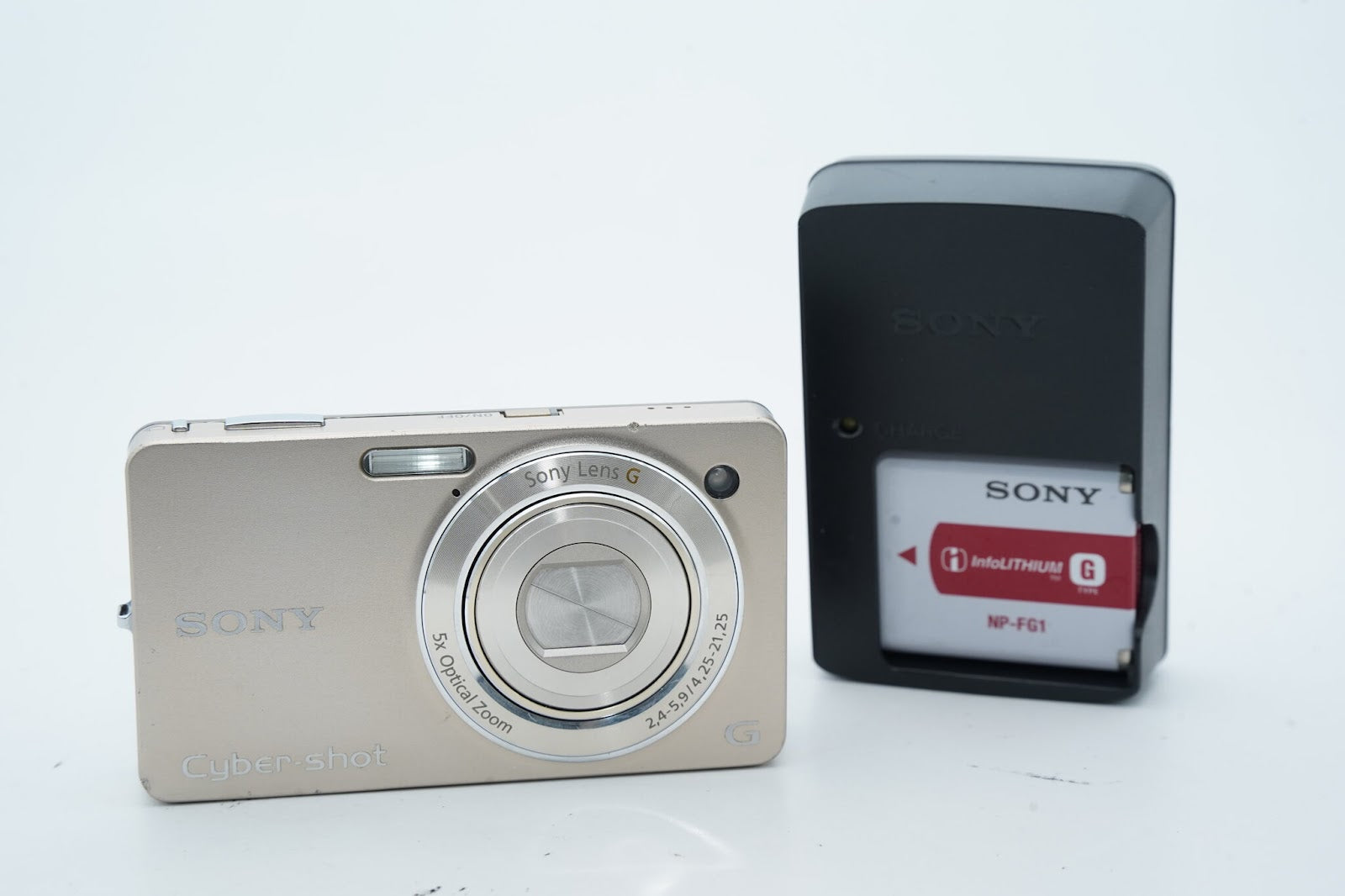 SONY Cyber-shot DSC-WX1 ｺﾞｰﾙﾄﾞバッテリー 充電器付属