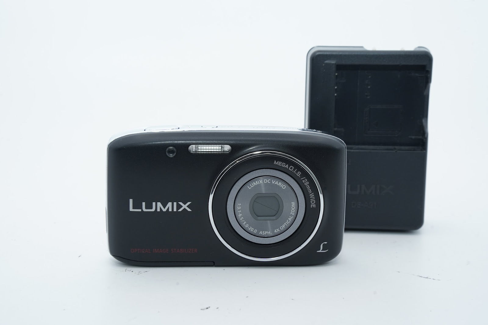 Panasonic LUMIX DMC-S2 ﾌﾞﾗｯｸ バッテリー 充電器付属