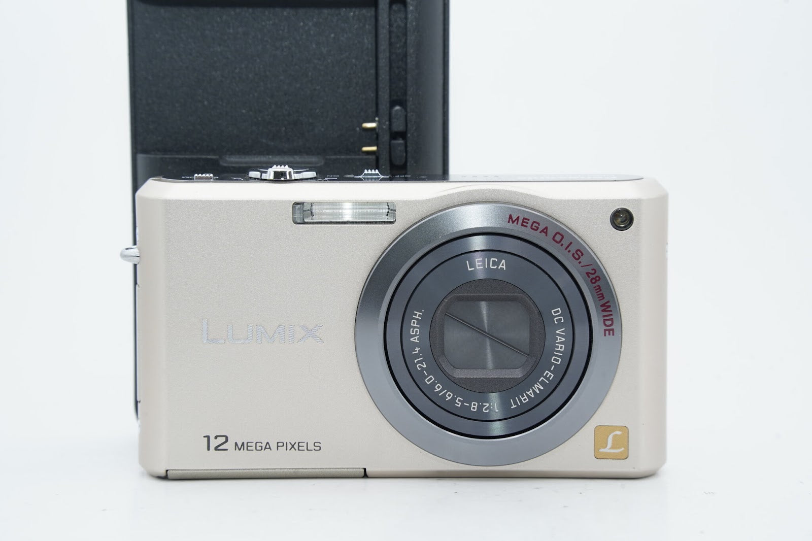 Panasonic LUMIX DMC-FX100 ｺﾞｰﾙﾄﾞバッテリー 充電器付属