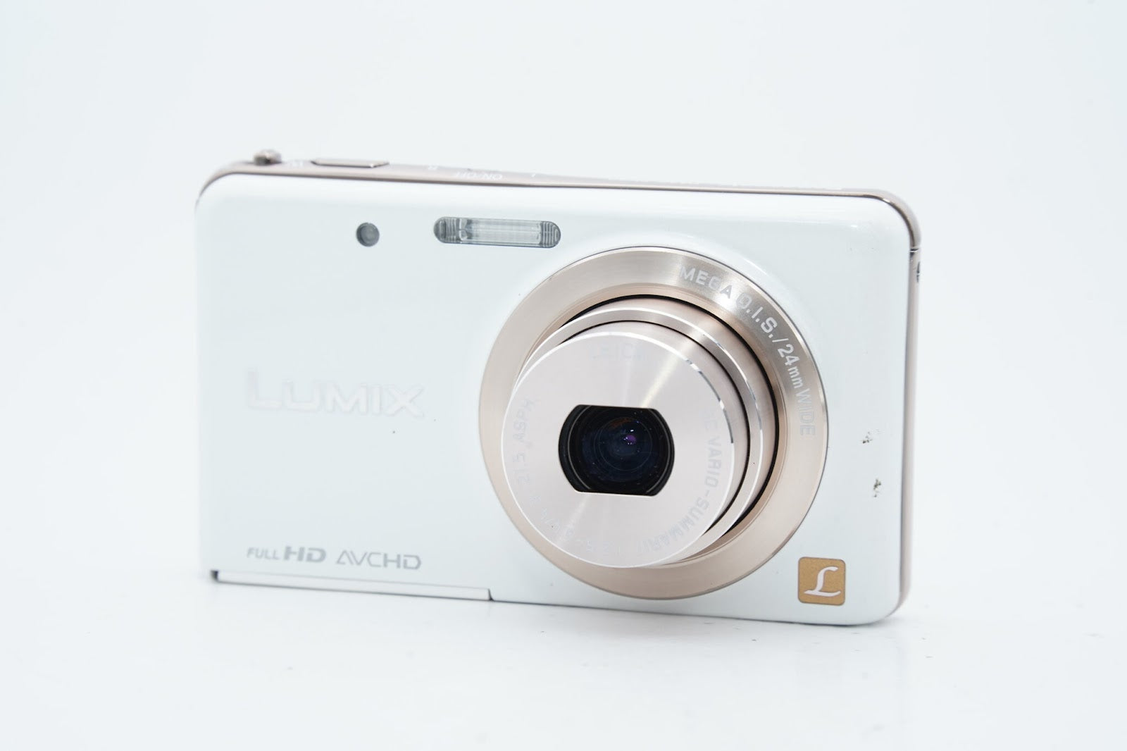Panasonic LUMIX DMC-FX80 ﾎﾜｲﾄ 箱 バッテリー 充電器付属