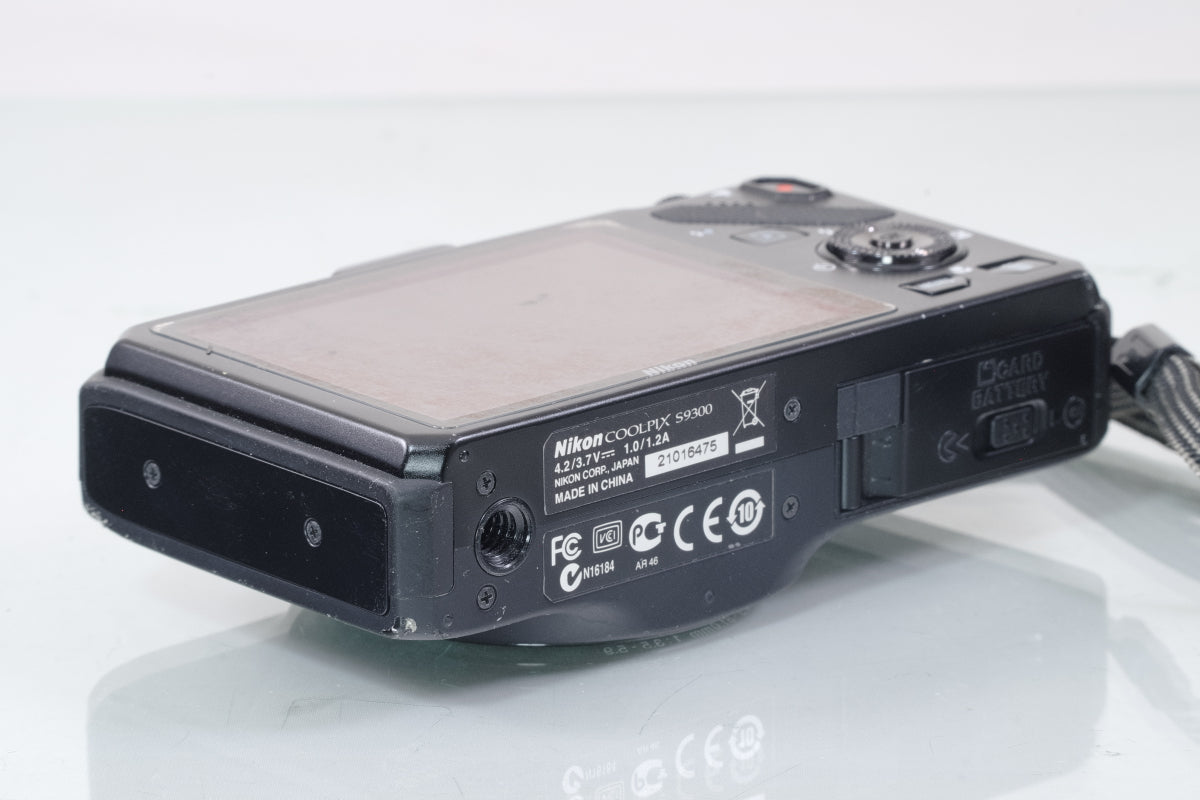 Nikon COOLPIX S9300