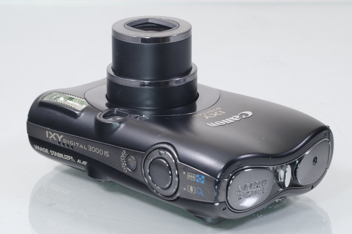 Canon IXY DIGITAL 3000 IS（ブラック）