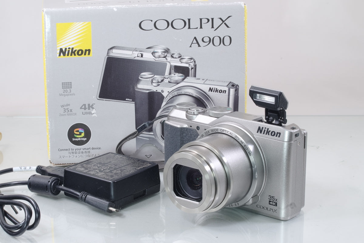 Nikon COOLPIX A900（シルバー）