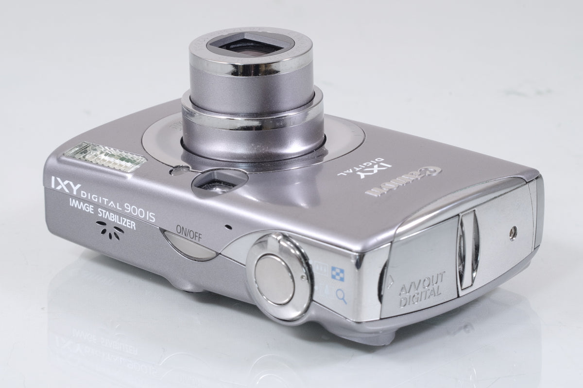 Canon IXY DIGITAL 900 IS（シルバー）