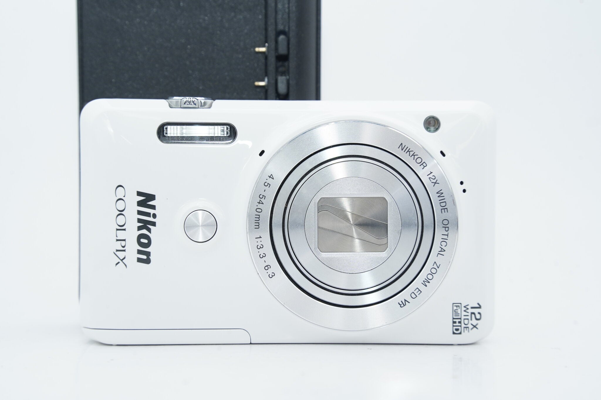 Nikon ニコン COOLPIX S6900 ホワイト バッテリー 充電器付属