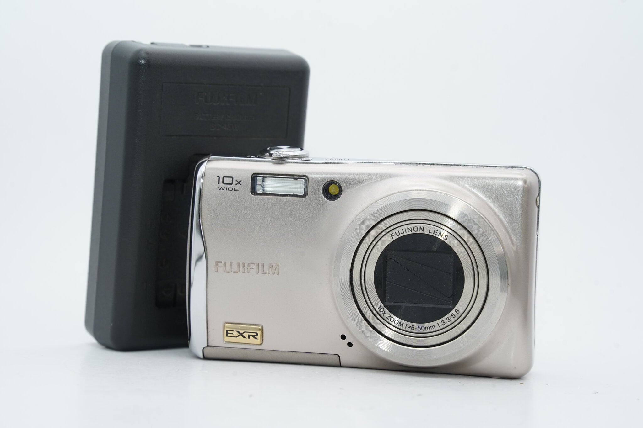 FUJIFILM FINEPIX F80 #3527 - 1