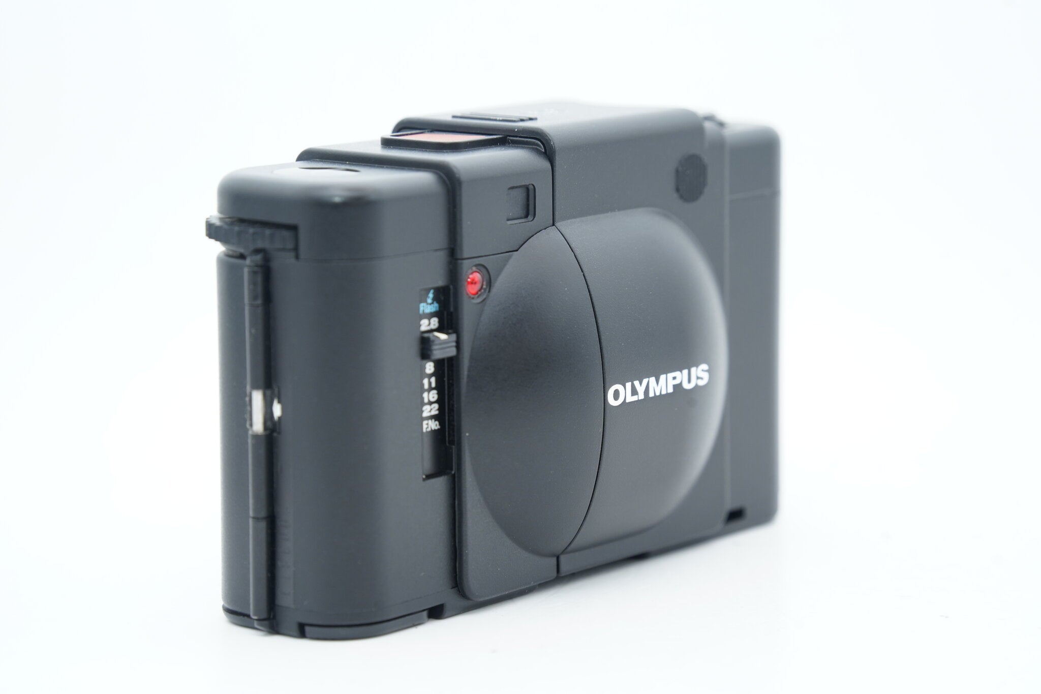 OLYMPUS XA