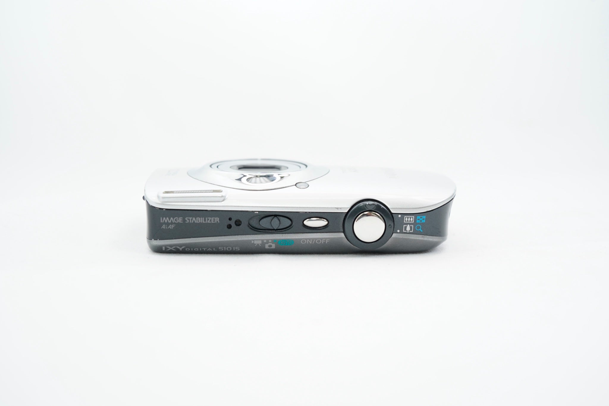 Canon IXY DIGITAL 510 IS ｼﾙﾊﾞｰ (8713200760)（付属：バッテリー 充電