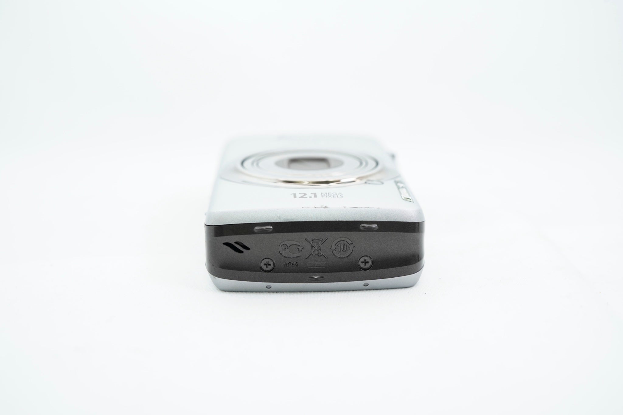 Canon IXY DIGITAL 930 IS ｼﾙﾊﾞｰ (0513509524)（付属：バッテリー）