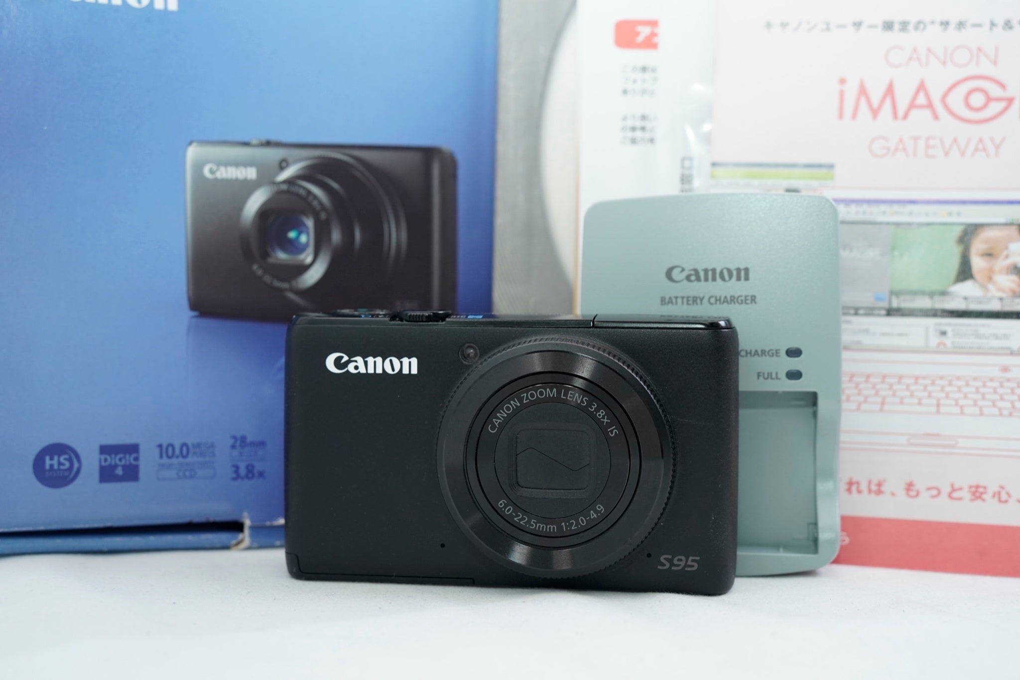 Canon PowerShot S95 ﾌﾞﾗｯｸ (221032003094)（付属：箱, バッテリー 充電器 付属）