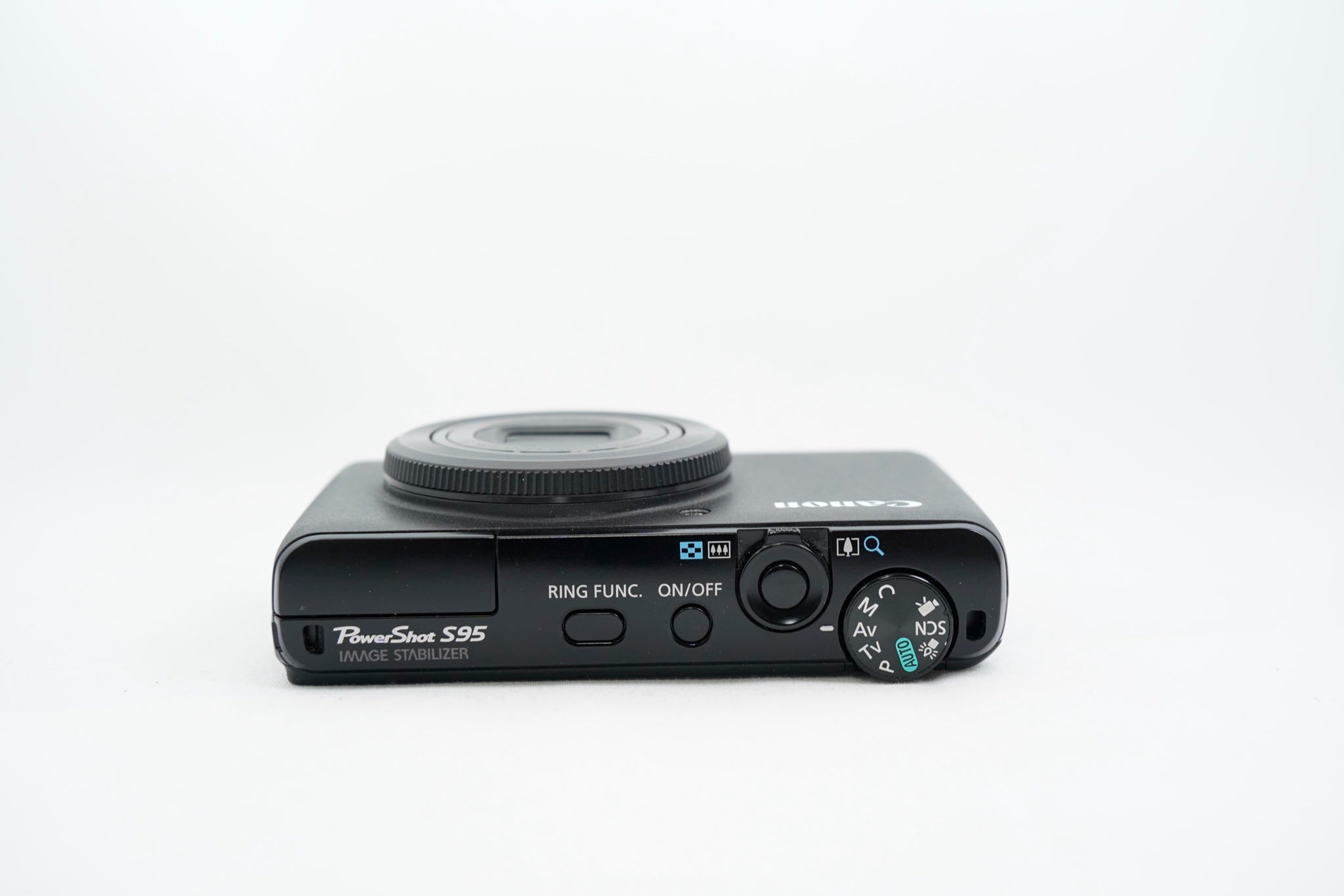 Canon PowerShot S95 ﾌﾞﾗｯｸ (221032003094)（付属：箱, バッテリー 充電器 付属）