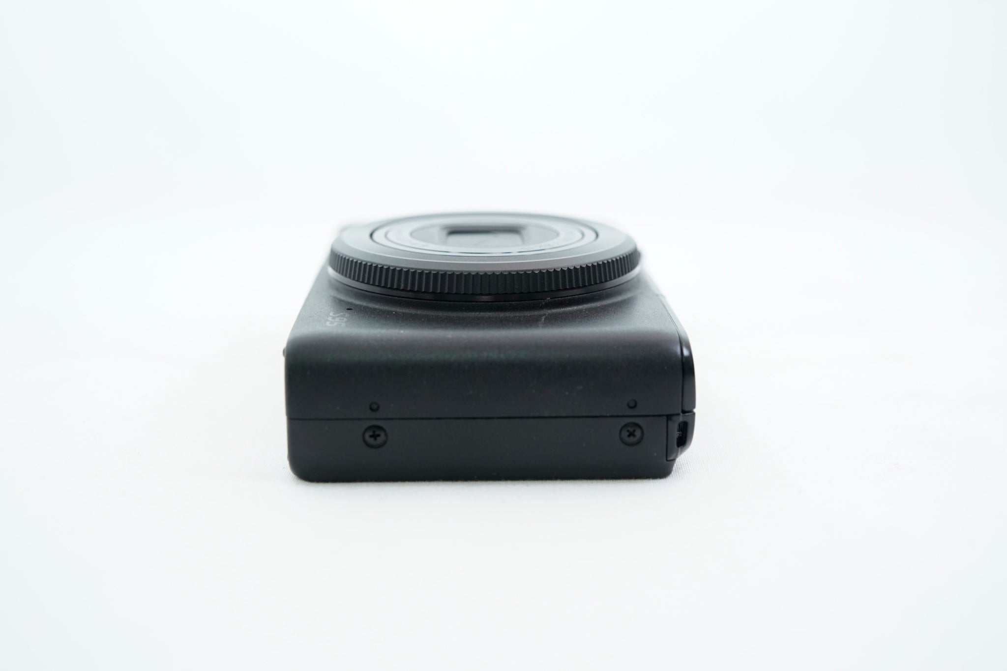 Canon PowerShot S95 ﾌﾞﾗｯｸ (221032003094)（付属：箱, バッテリー 充電器 付属）