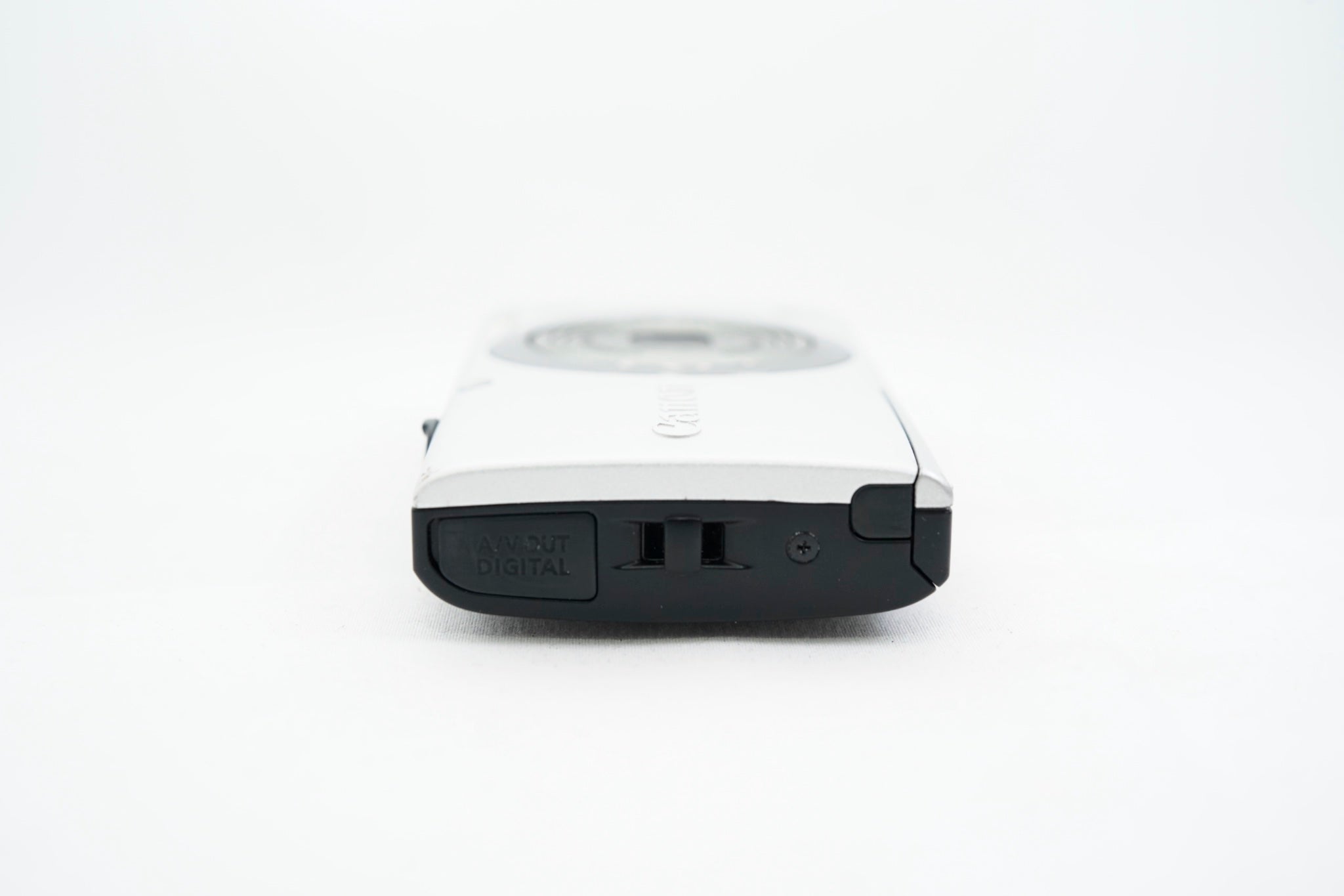 Canon PowerShot A2300 ｼﾙﾊﾞｰ（付属：バッテリー）