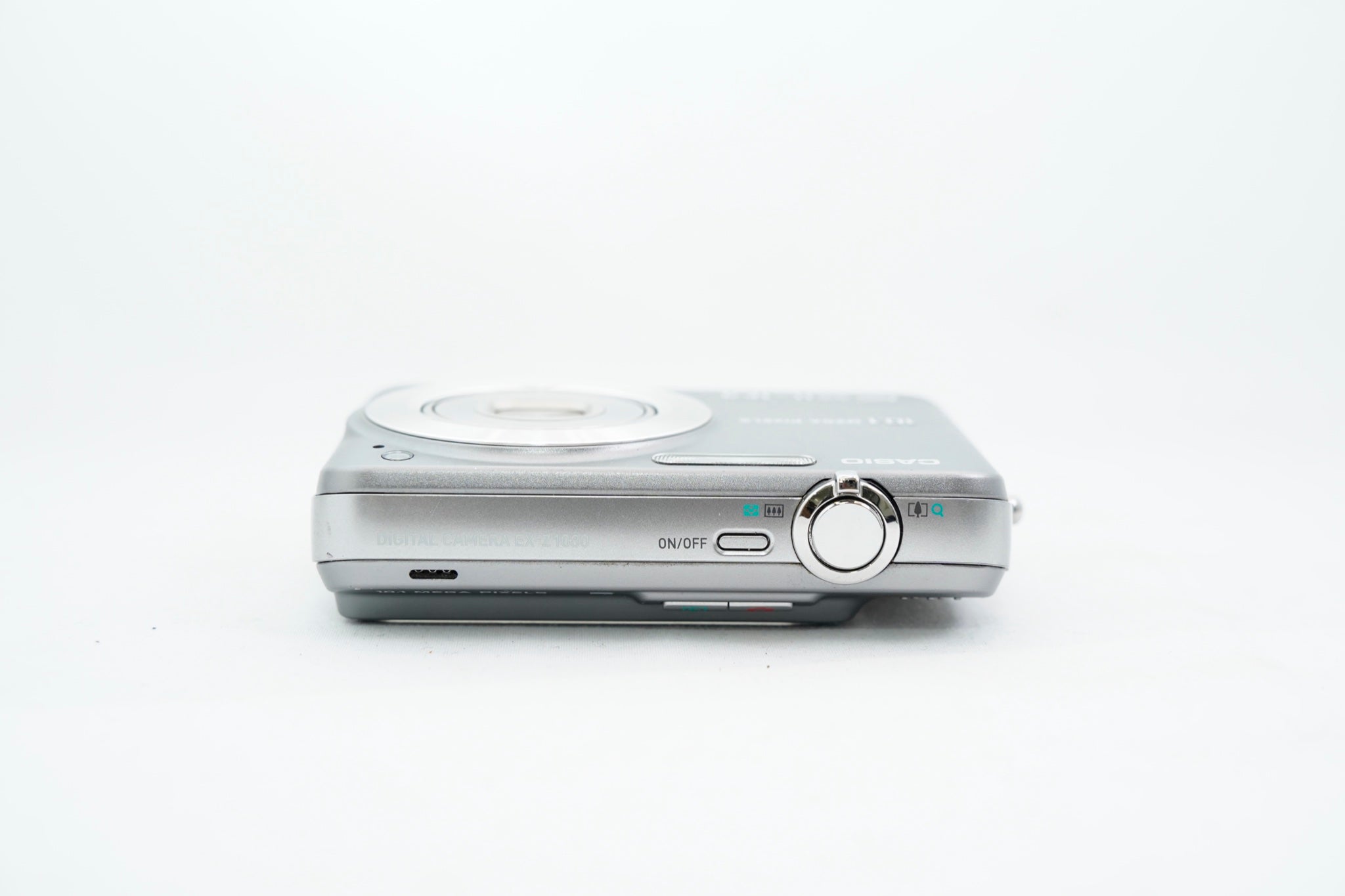 CASIO EXILIM EX-Z1080 ｼﾙﾊﾞｰ