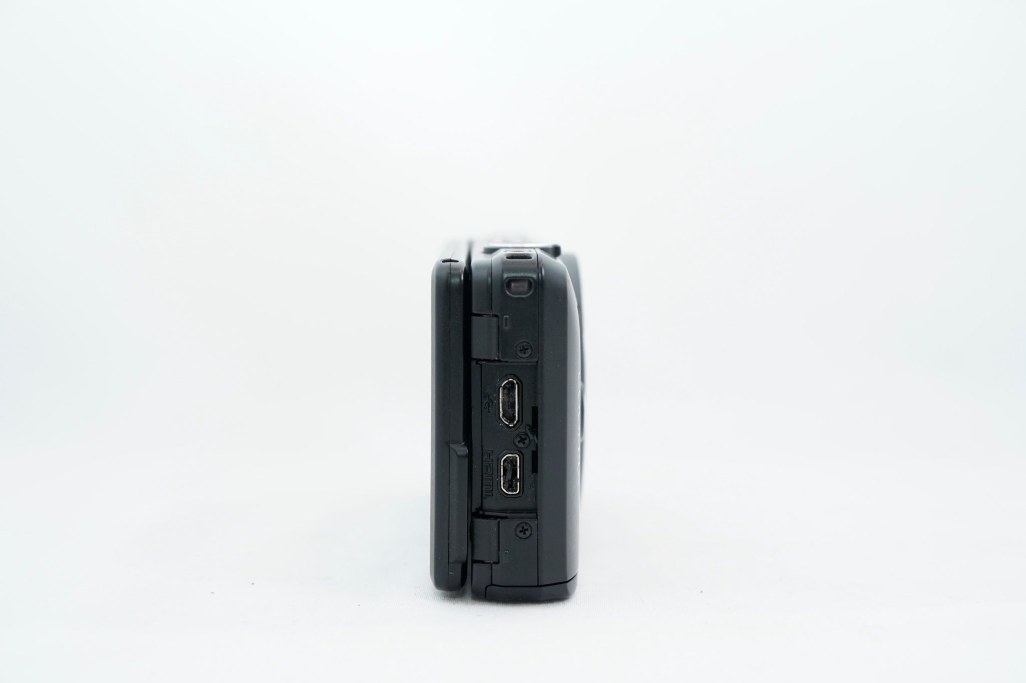 Nikon COOLPIX S6900 ﾌﾞﾗｯｸ (20008751)（付属：バッテリー）