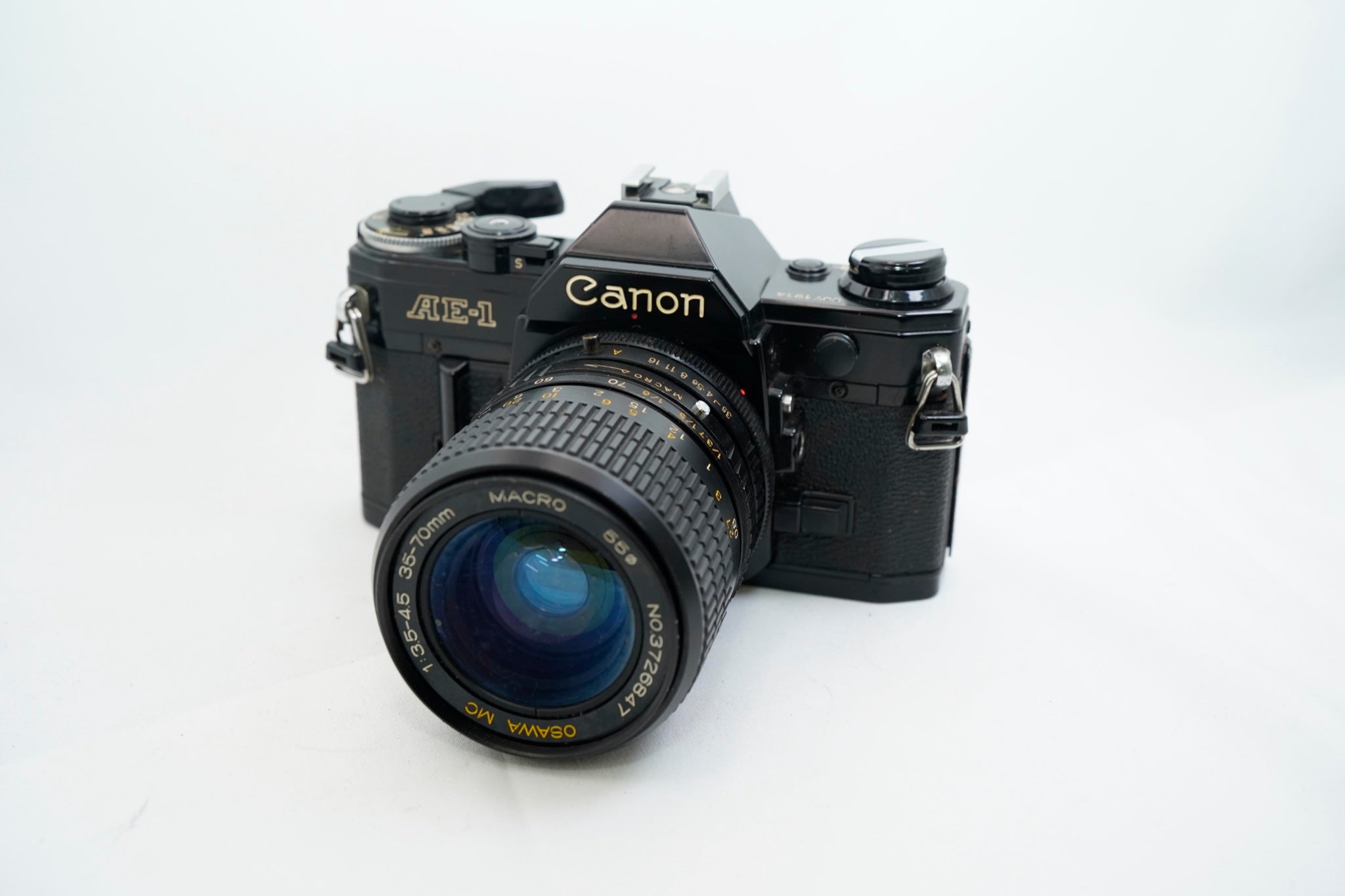 Canon AE-1 ﾌﾞﾗｯｸ / OSAWA MC 35-70mm F3.5-4.5 MACRO
