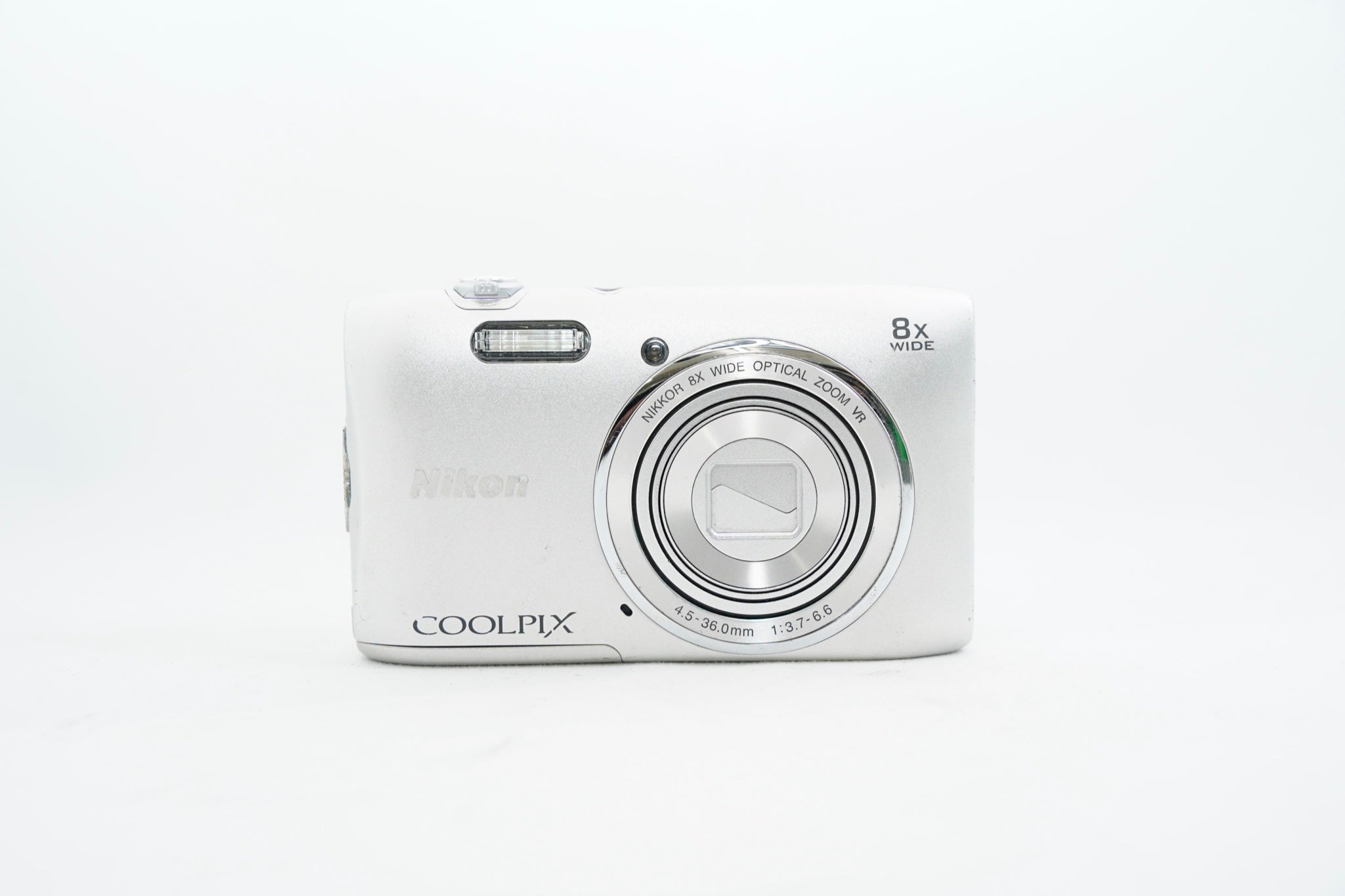 Nikon COOLPIX S3600 ｼﾙﾊﾞｰ（付属：バッテリー）