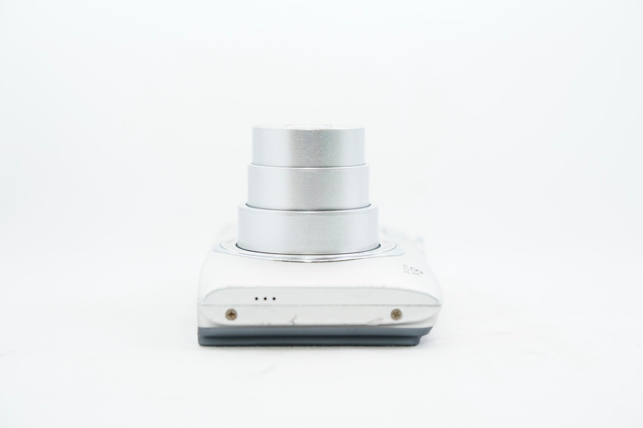 Nikon COOLPIX S3600 ｼﾙﾊﾞｰ（付属：バッテリー）