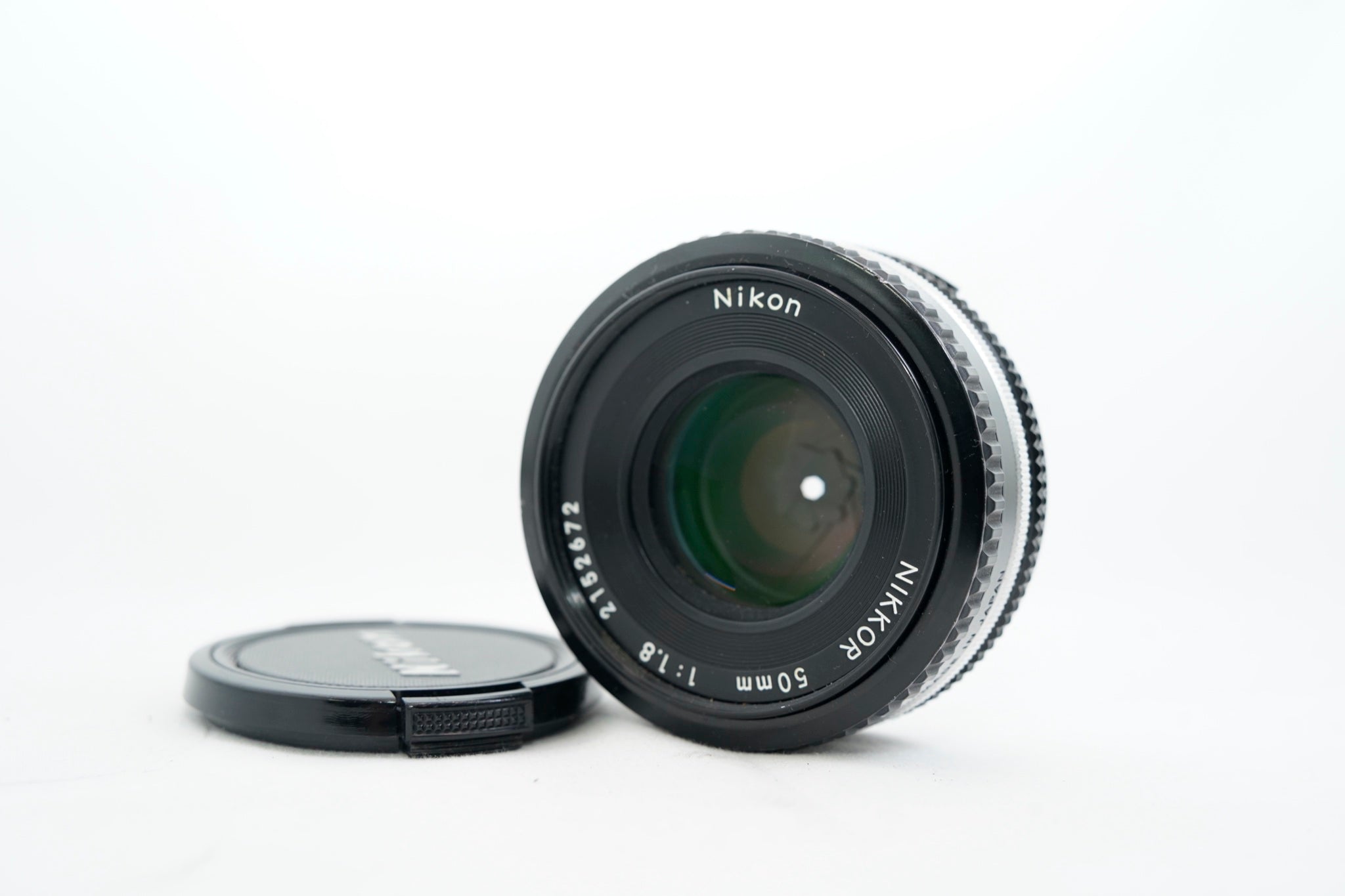 NIKON AI-S 50mm F1.8 #3830