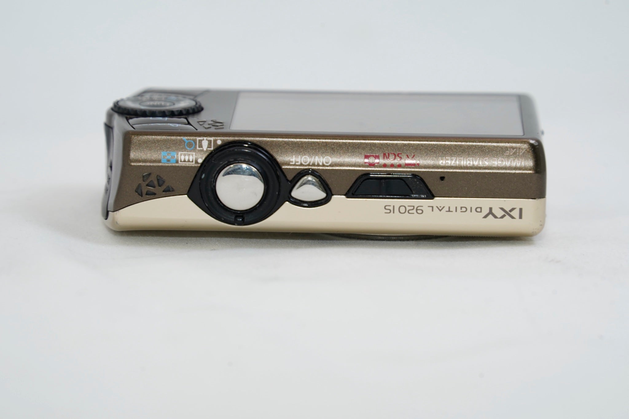 CANON IXY digital 920 IS